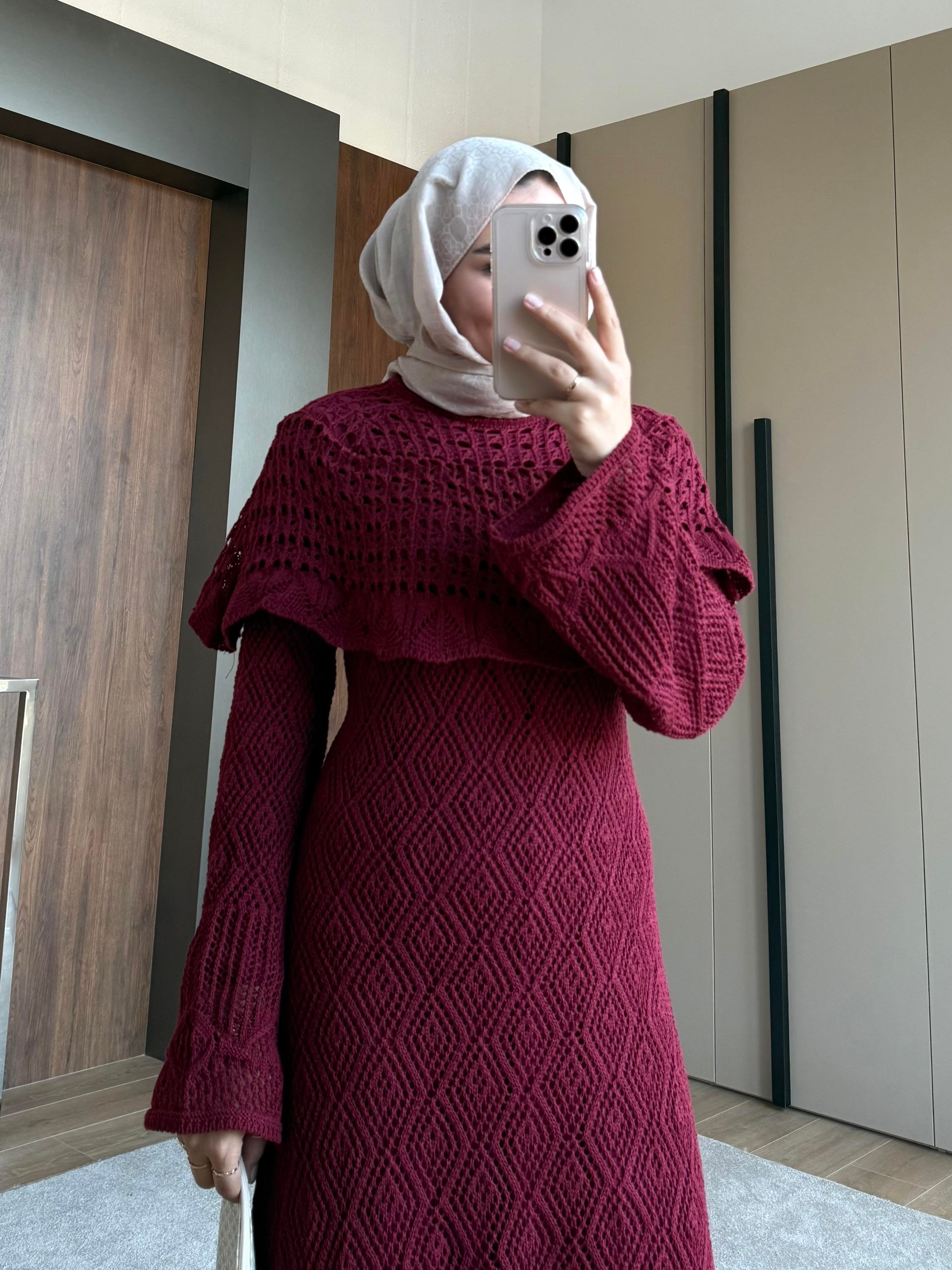 OMUZ DETAYLI FİLELİ ELBİSE BORDO