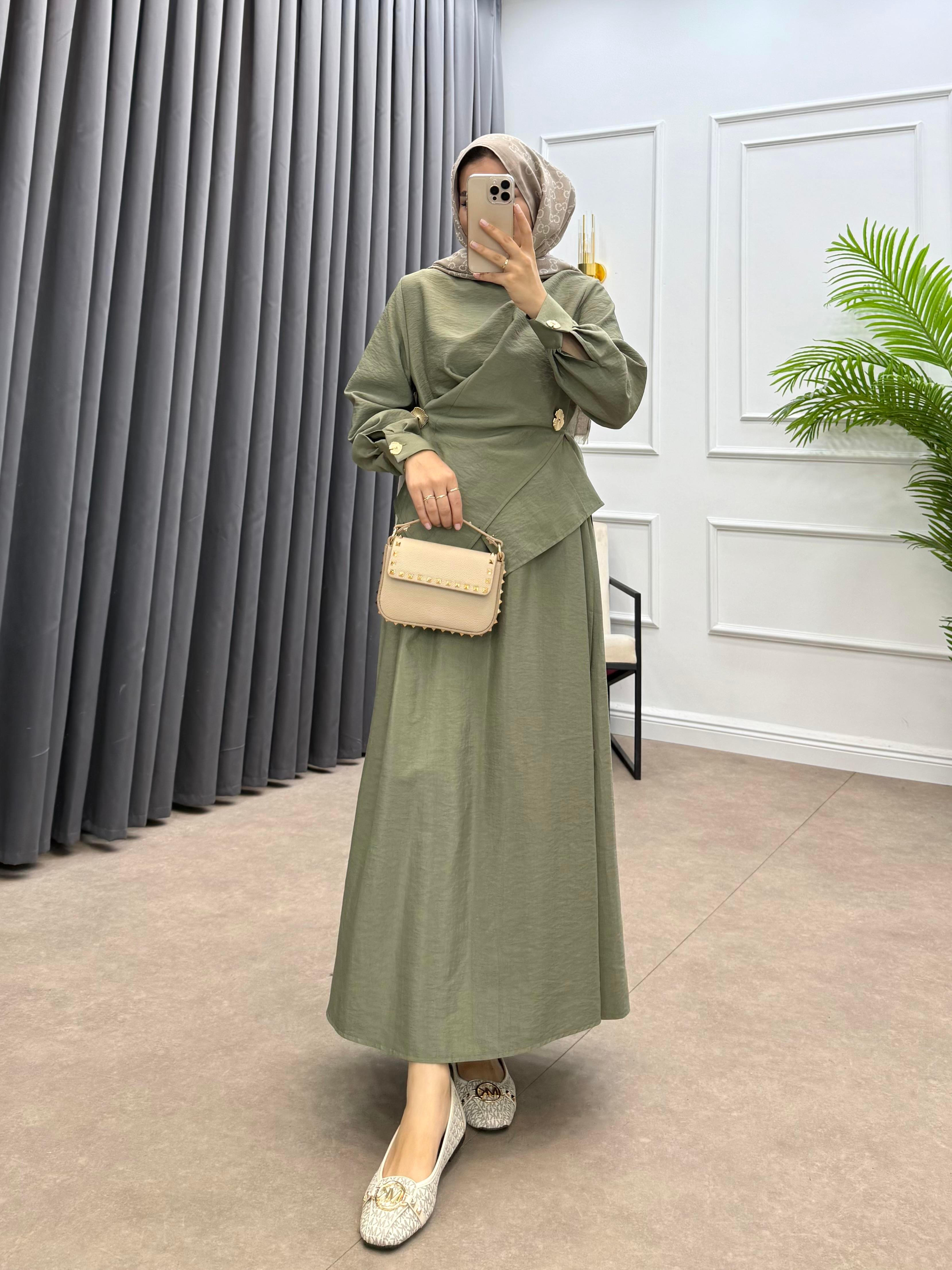 ÖNDEN ÇAPRAZ BAĞLAMALI ETEKLİ TAKIM MİNT