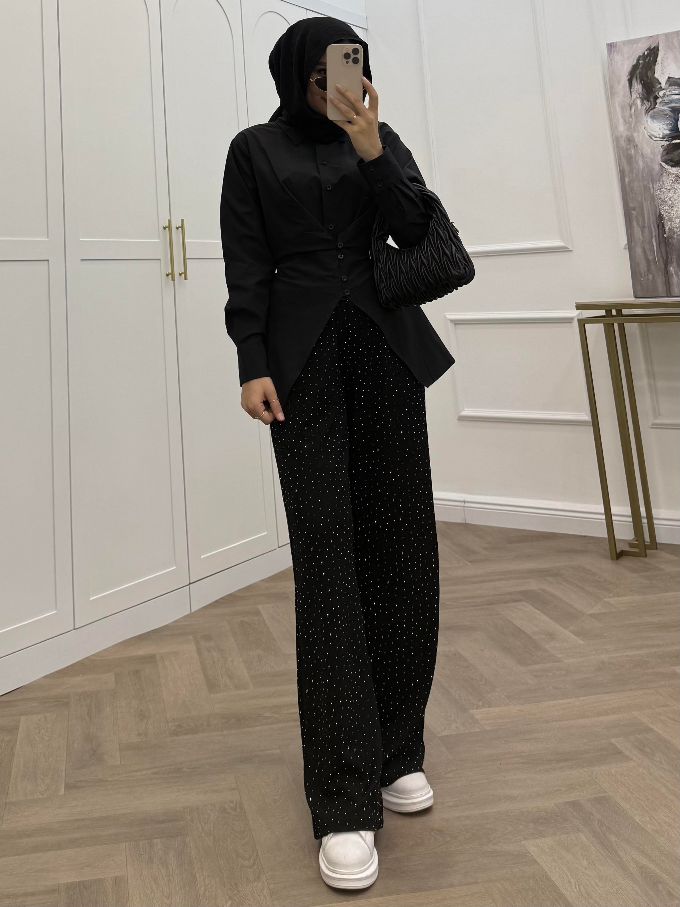 ÖNDEN DÜĞMELİ POPLİN GÖMLEK SİYAH