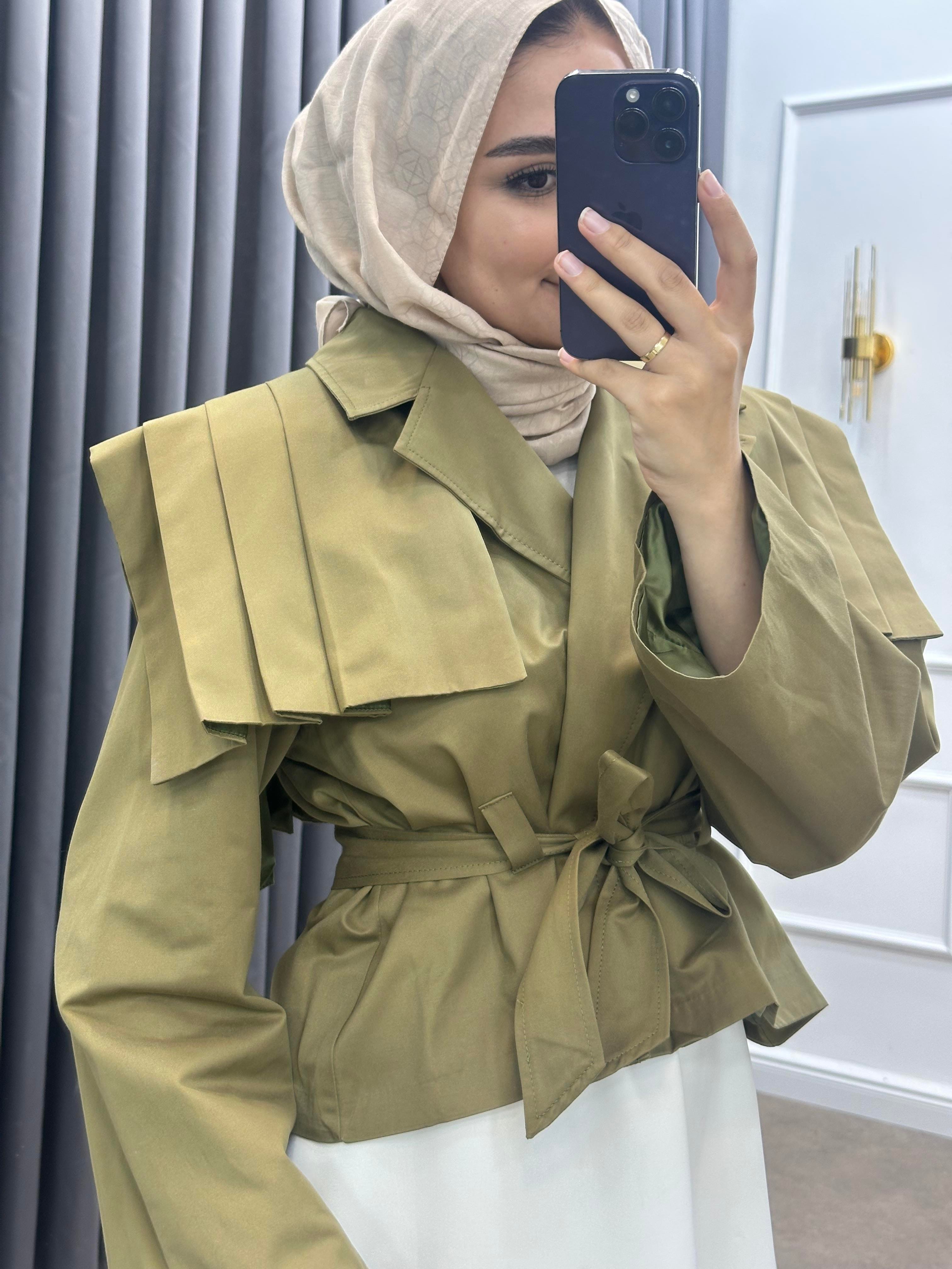 ÖNÜ PENSLİ KISA TRENÇKOT HAKİ