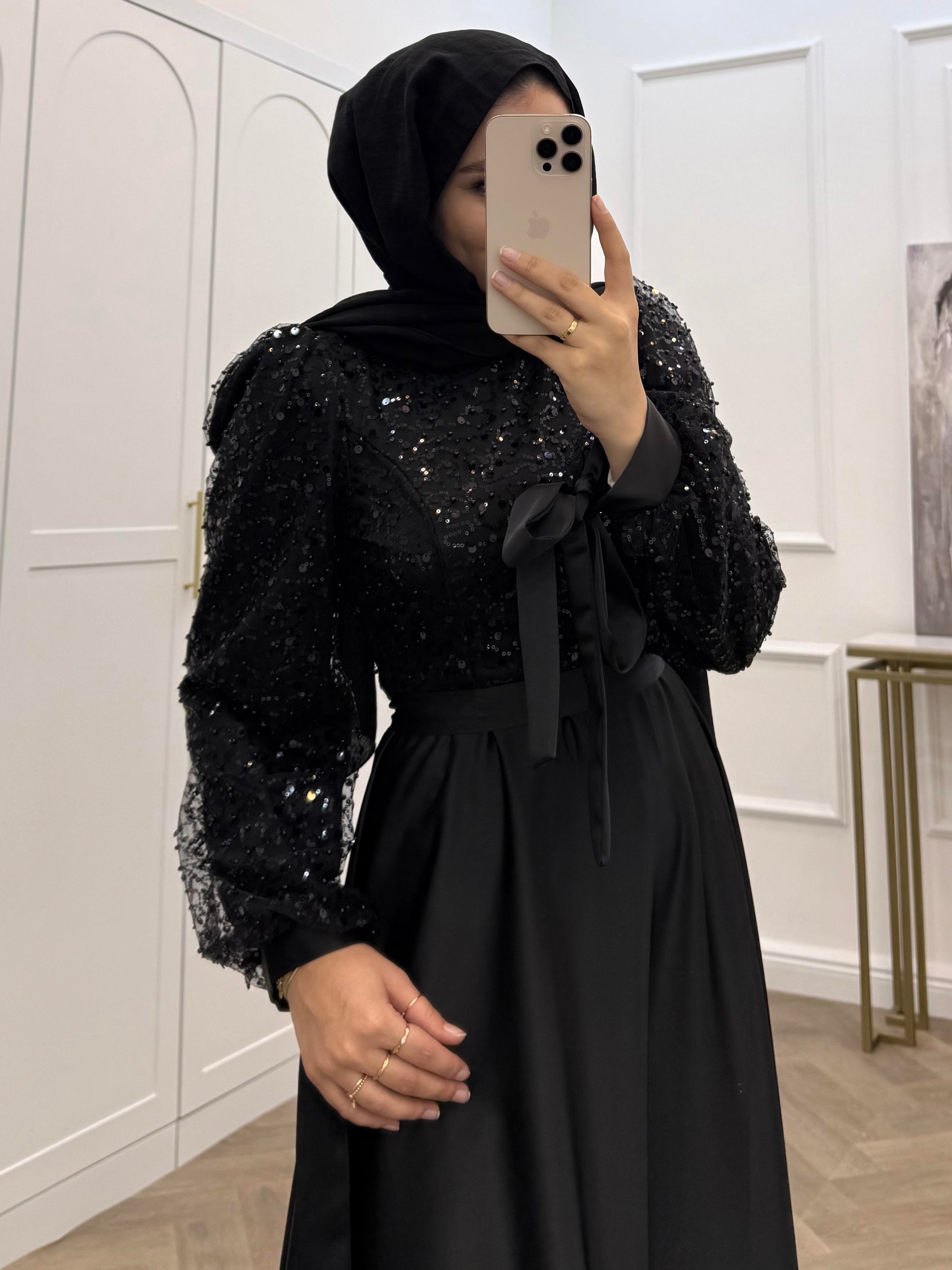 PULLU SATEN ABİYE ELBİSE SİYAH