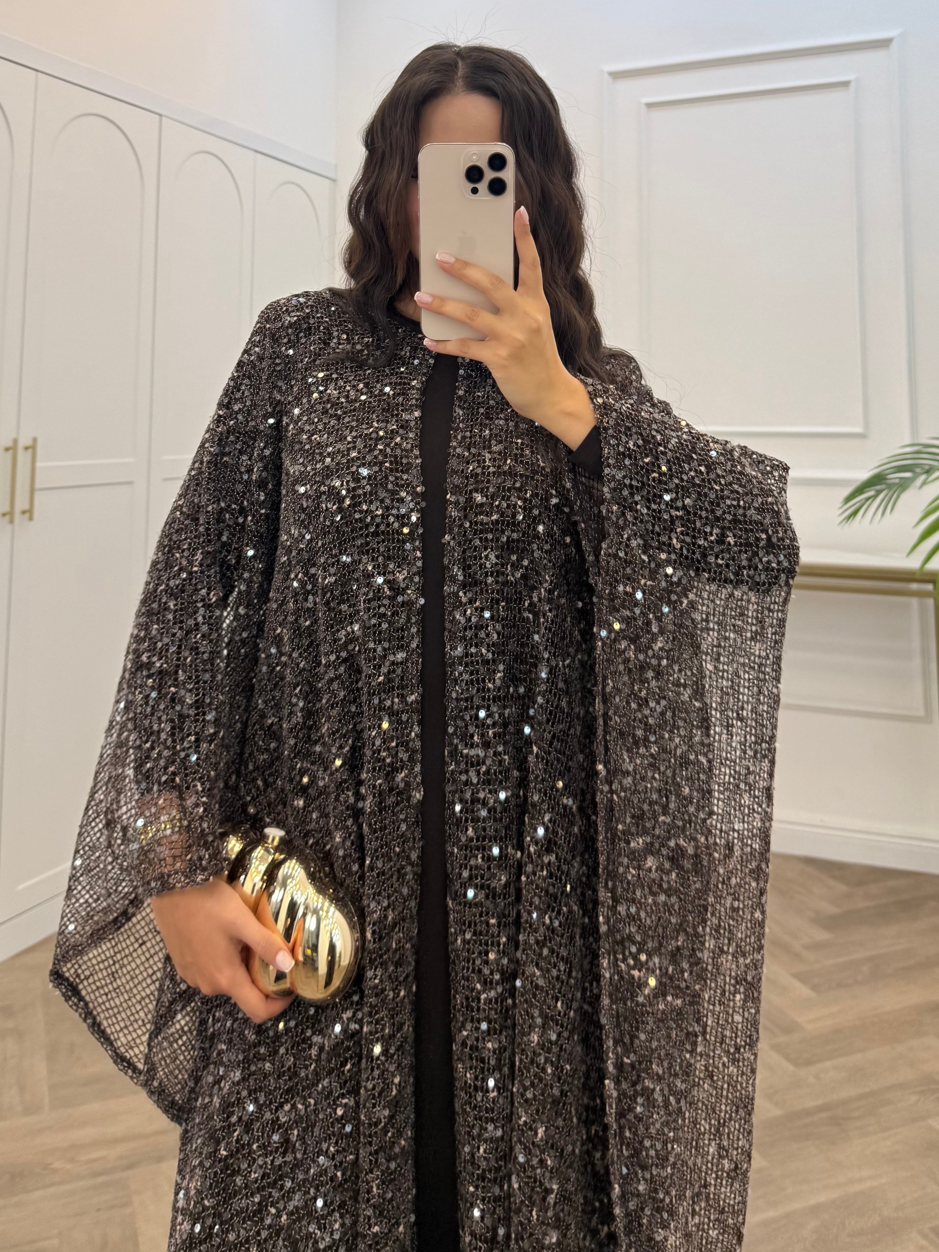 SARA PELERİN DETAY PAYETLİ ELBİSE KAHVE