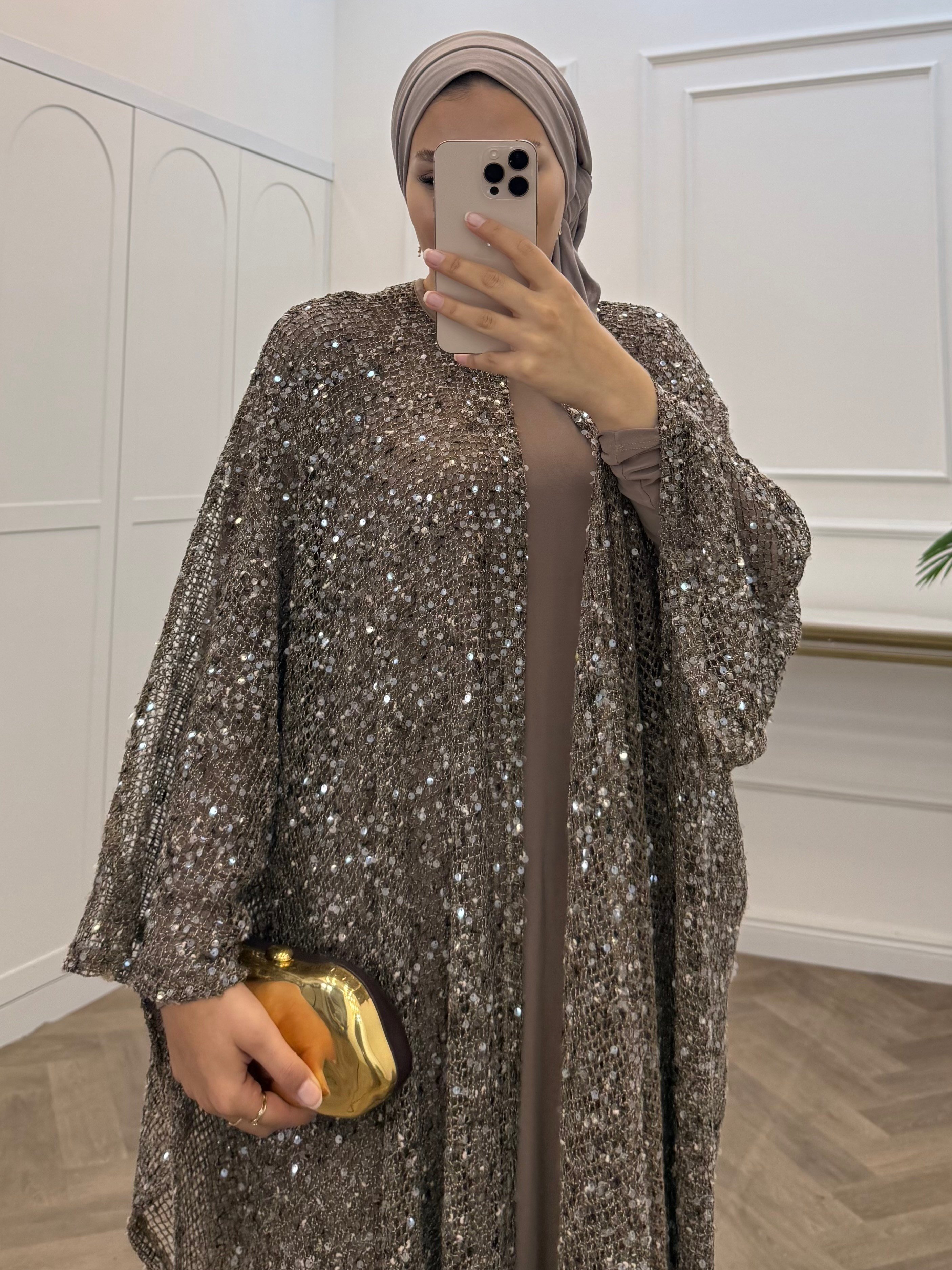 SARA PELERİN DETAY PAYETLİ ELBİSE VİZON