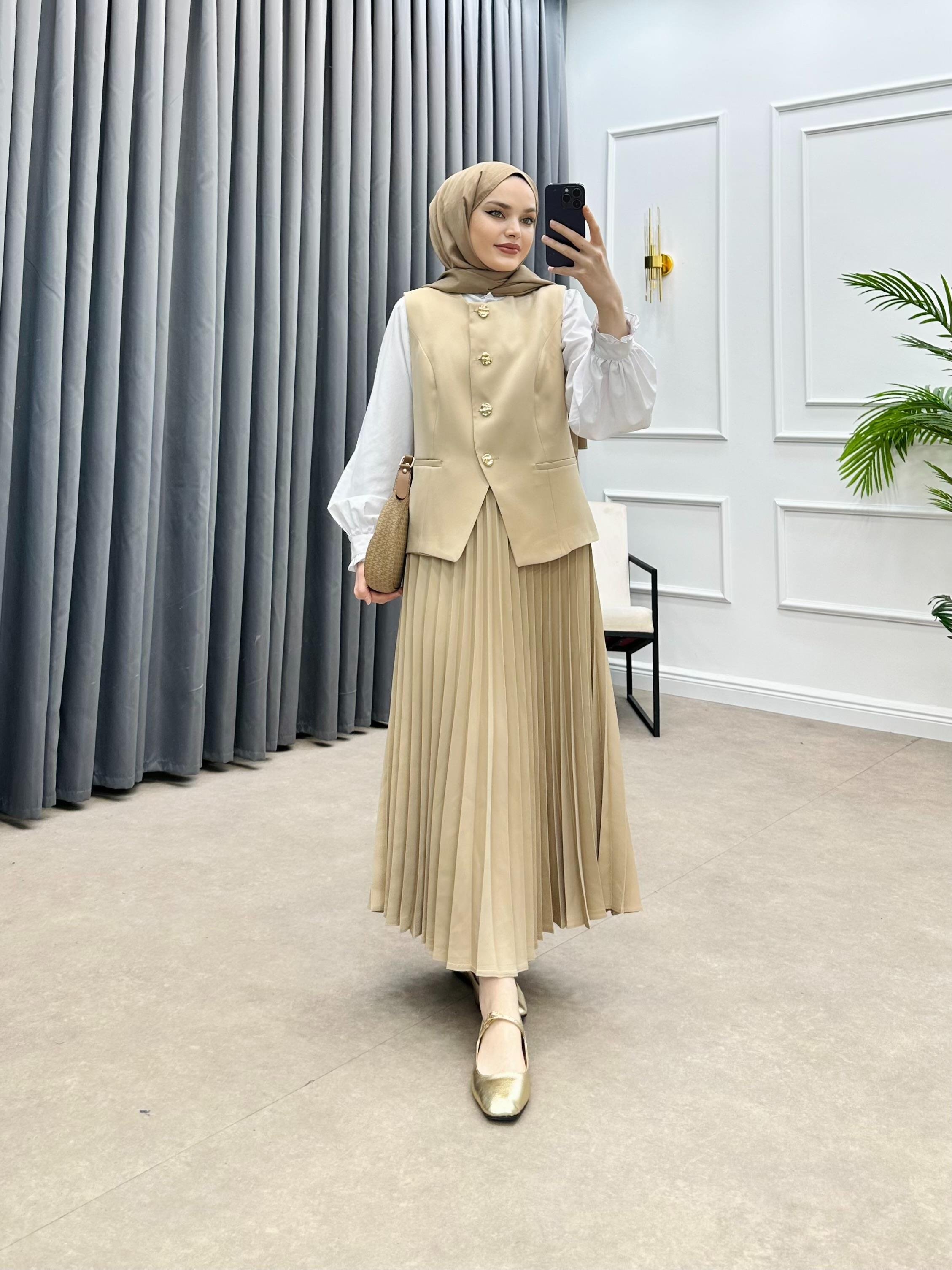 SHEİN GOLD DÜĞMELİ ETEKLİ TAKIM BEJ