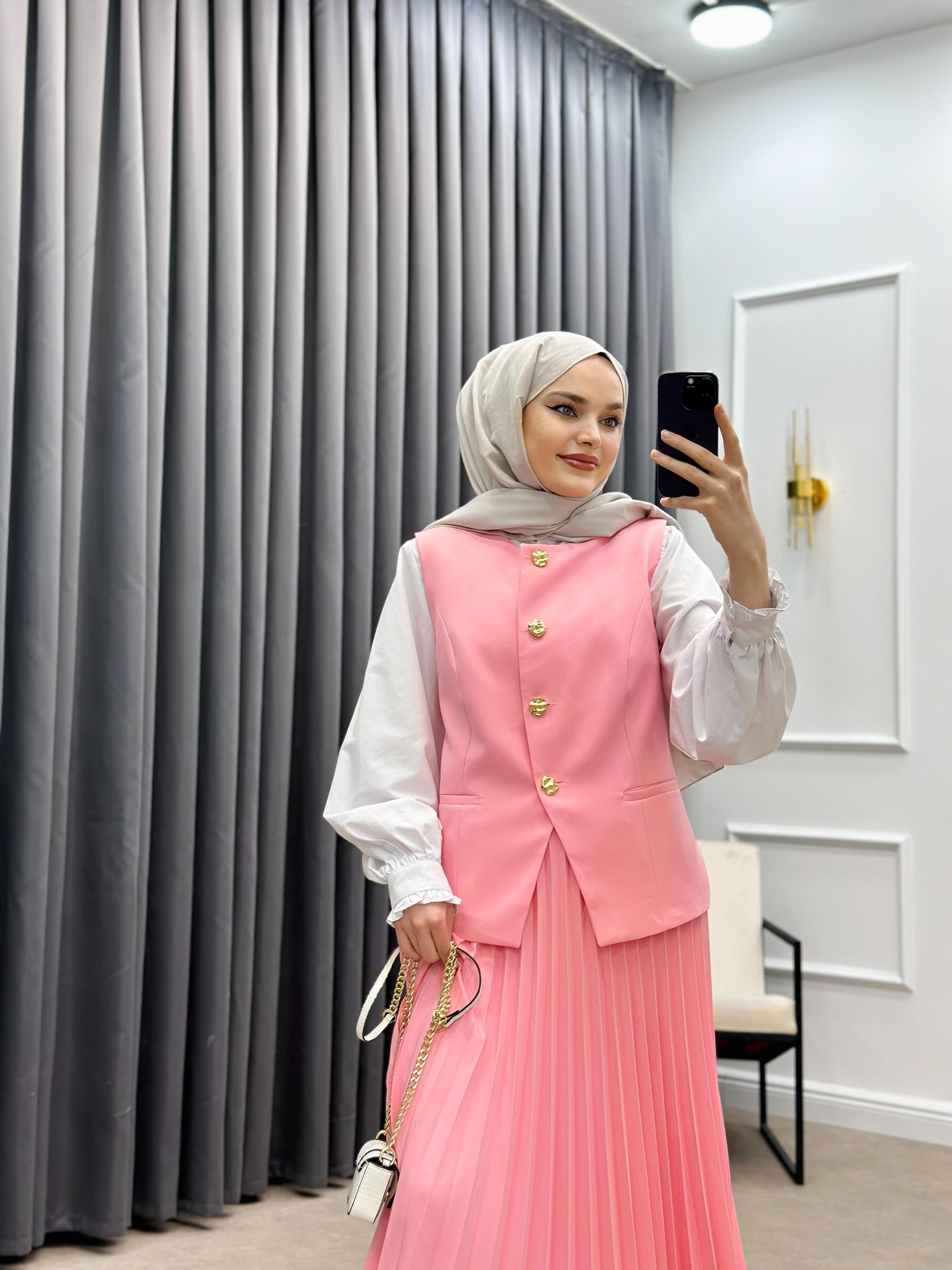 SHEİN GOLD DÜĞMELİ ETEKLİ TAKIM PEMBE