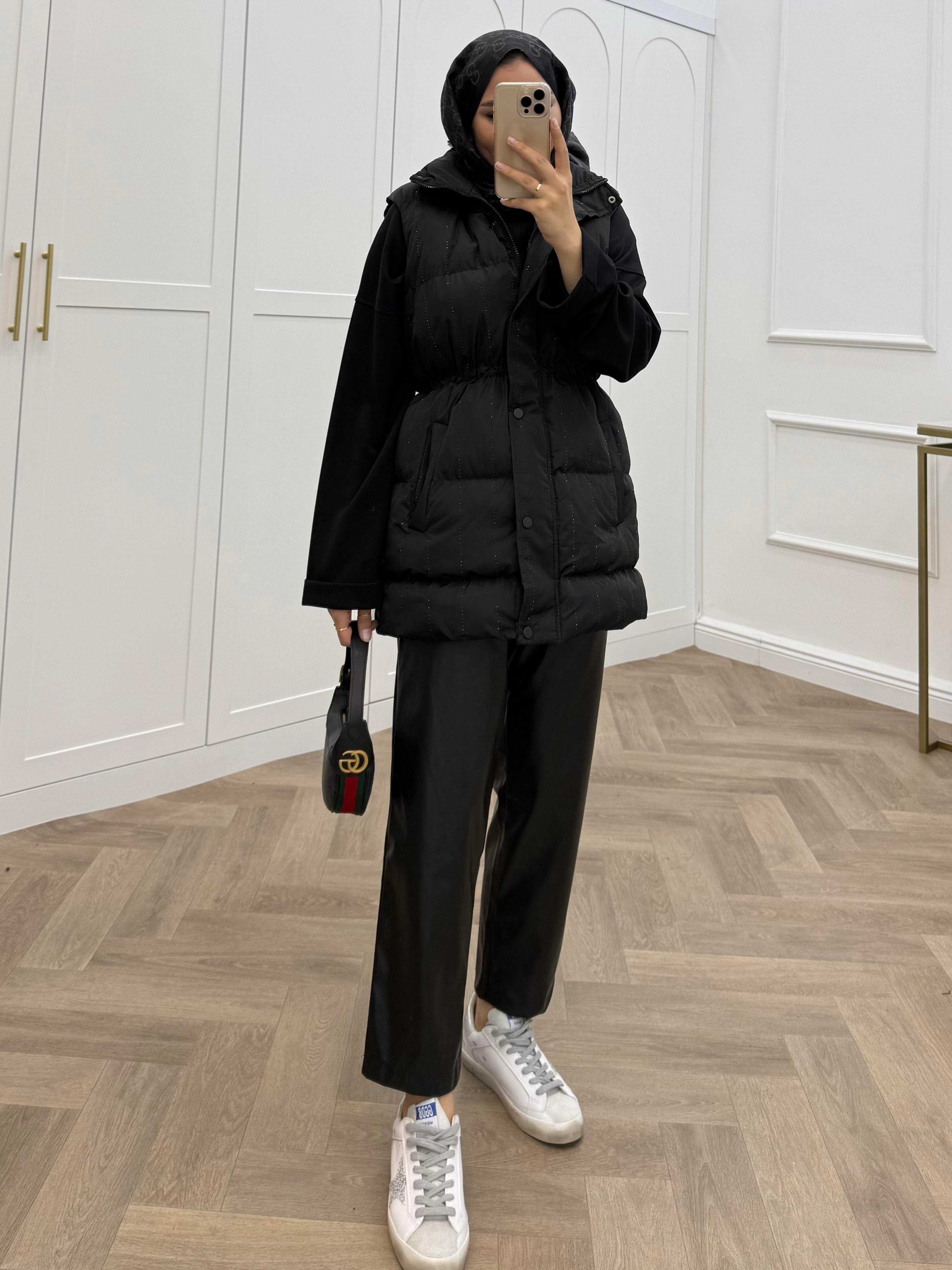 ŞİŞME TAŞLI YELEK SİYAH