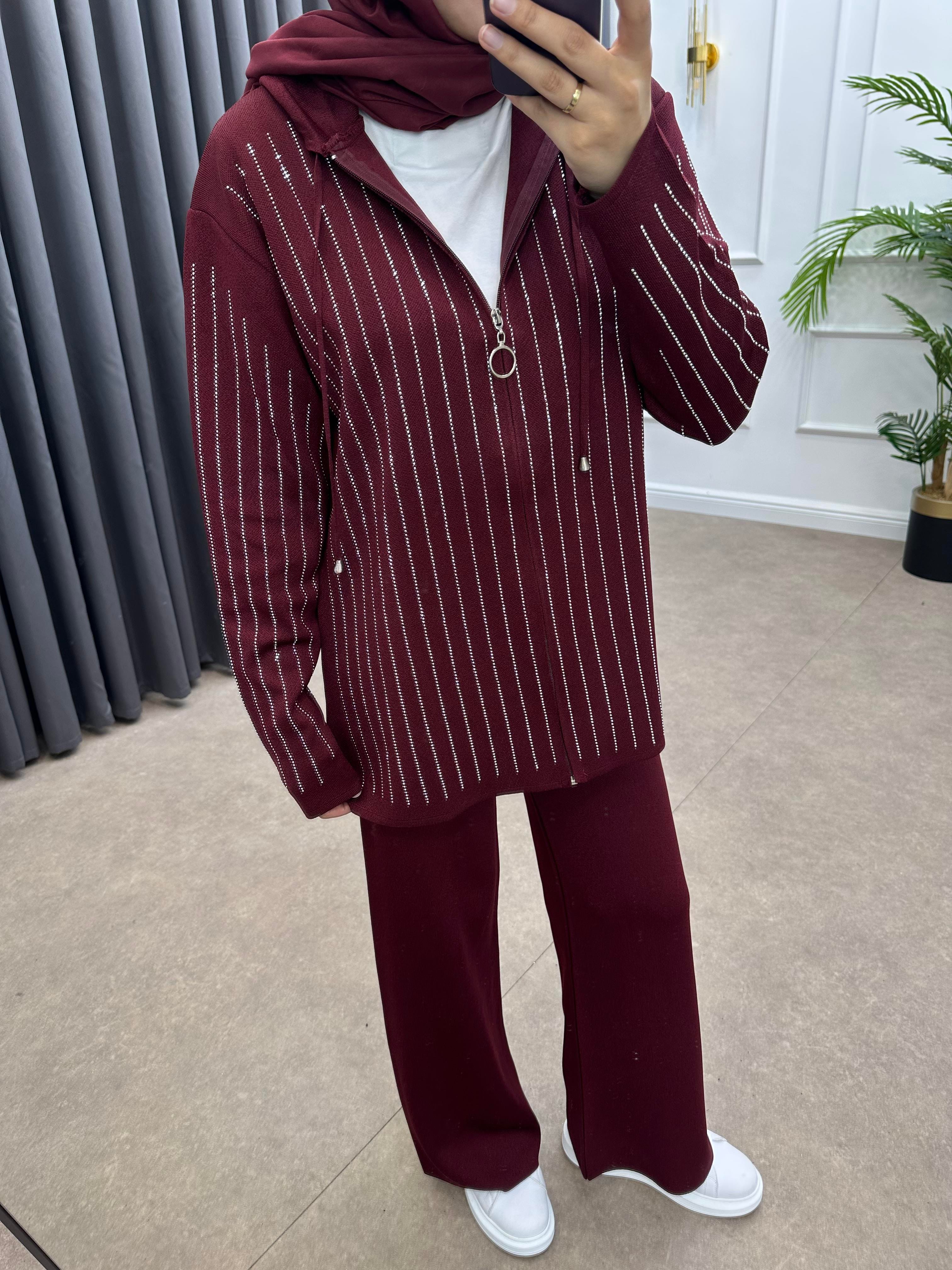 TAŞLI PANTOLONLU TRİKO TAKIM BORDO