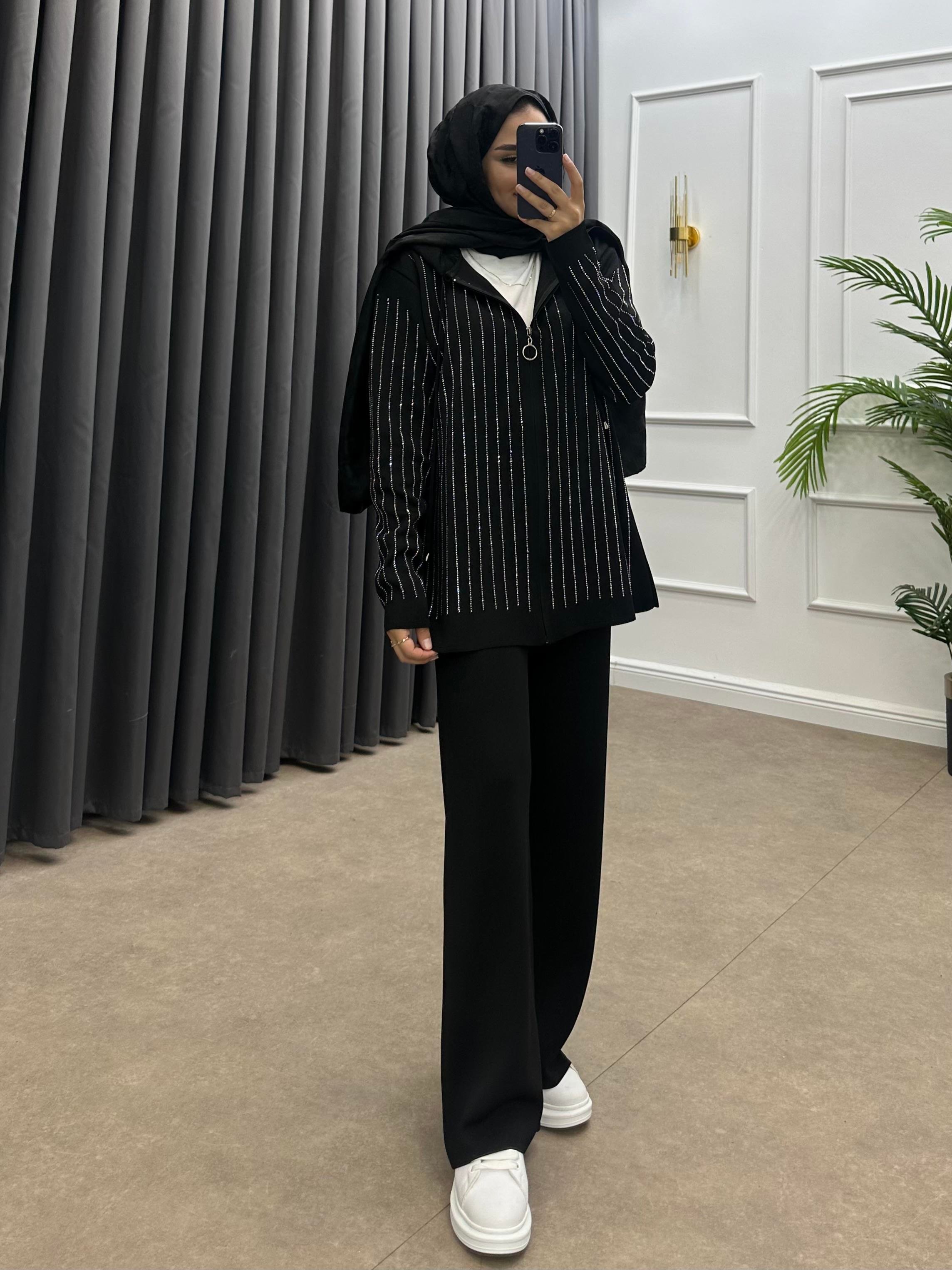 TAŞLI PANTOLONLU TRİKO TAKIM SİYAH