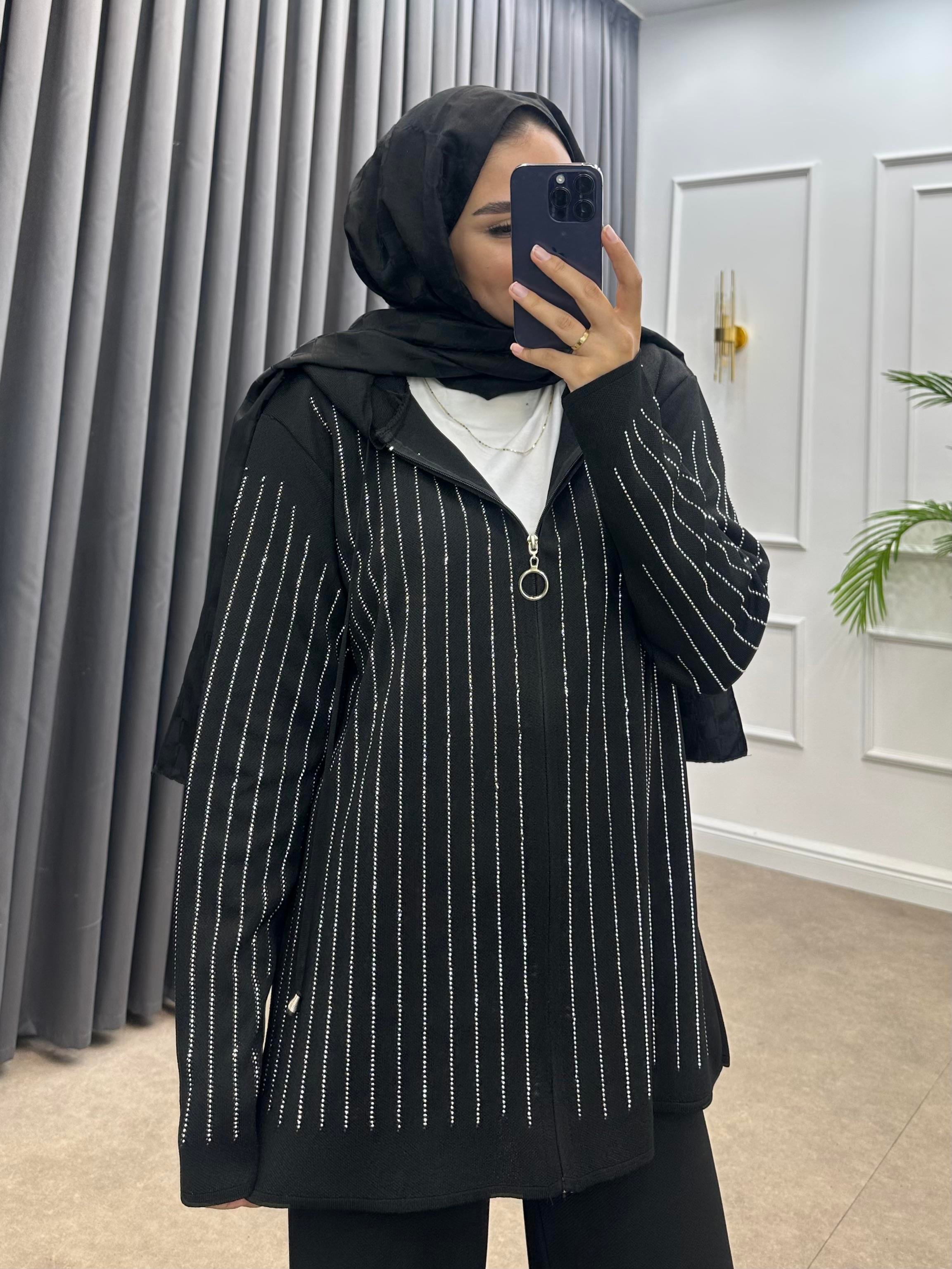 TAŞLI PANTOLONLU TRİKO TAKIM SİYAH