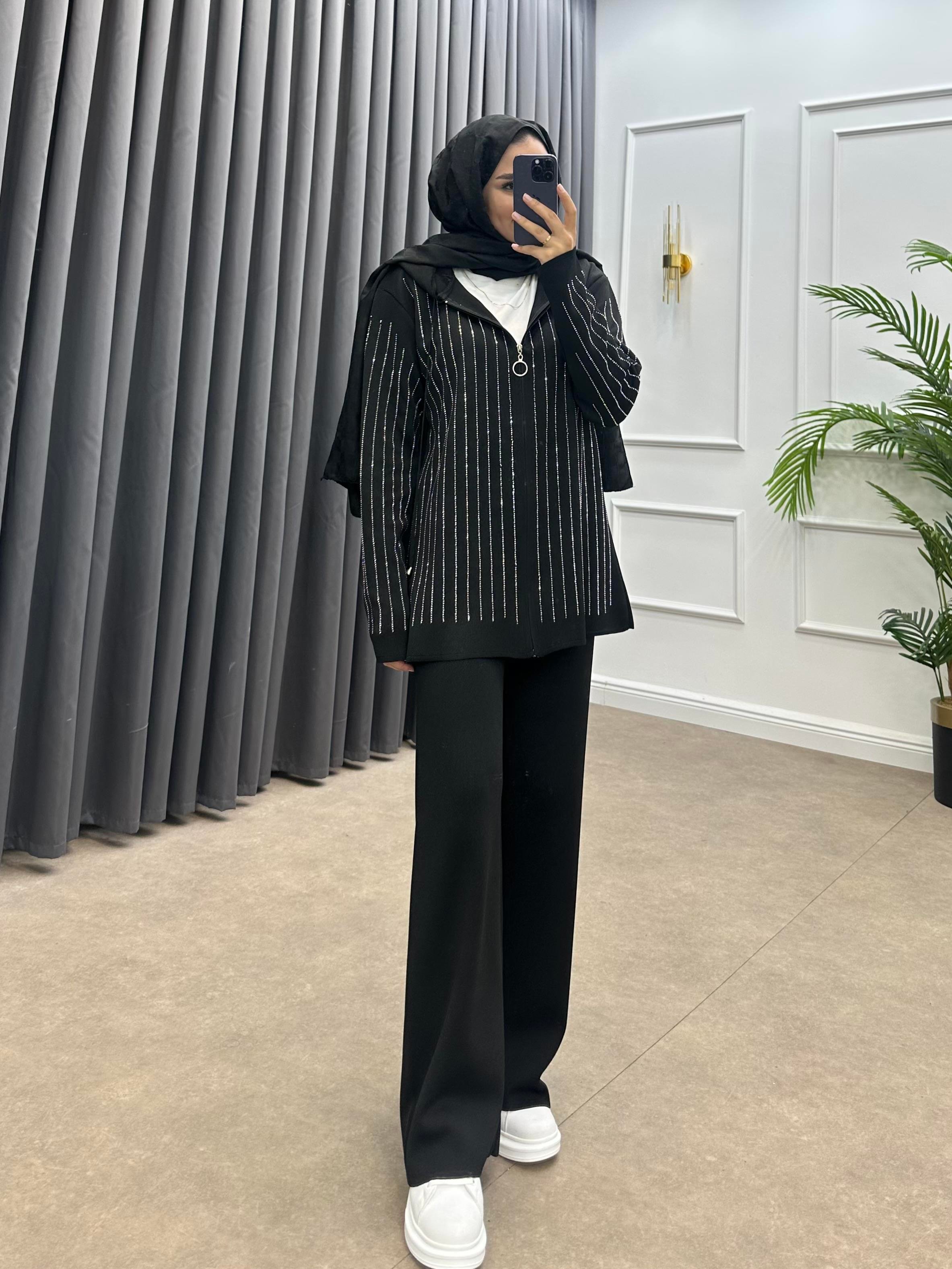 TAŞLI PANTOLONLU TRİKO TAKIM SİYAH