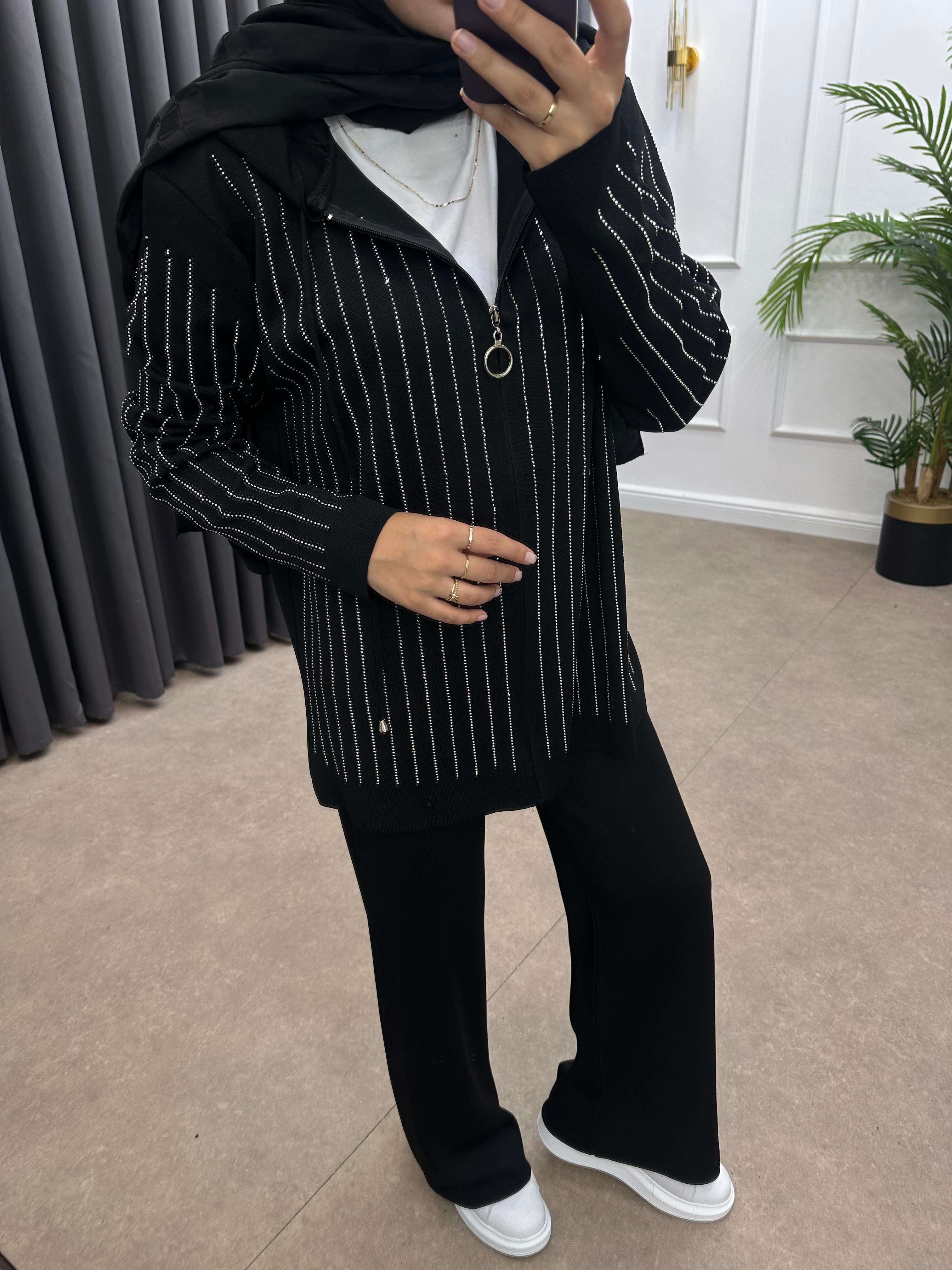 TAŞLI PANTOLONLU TRİKO TAKIM SİYAH