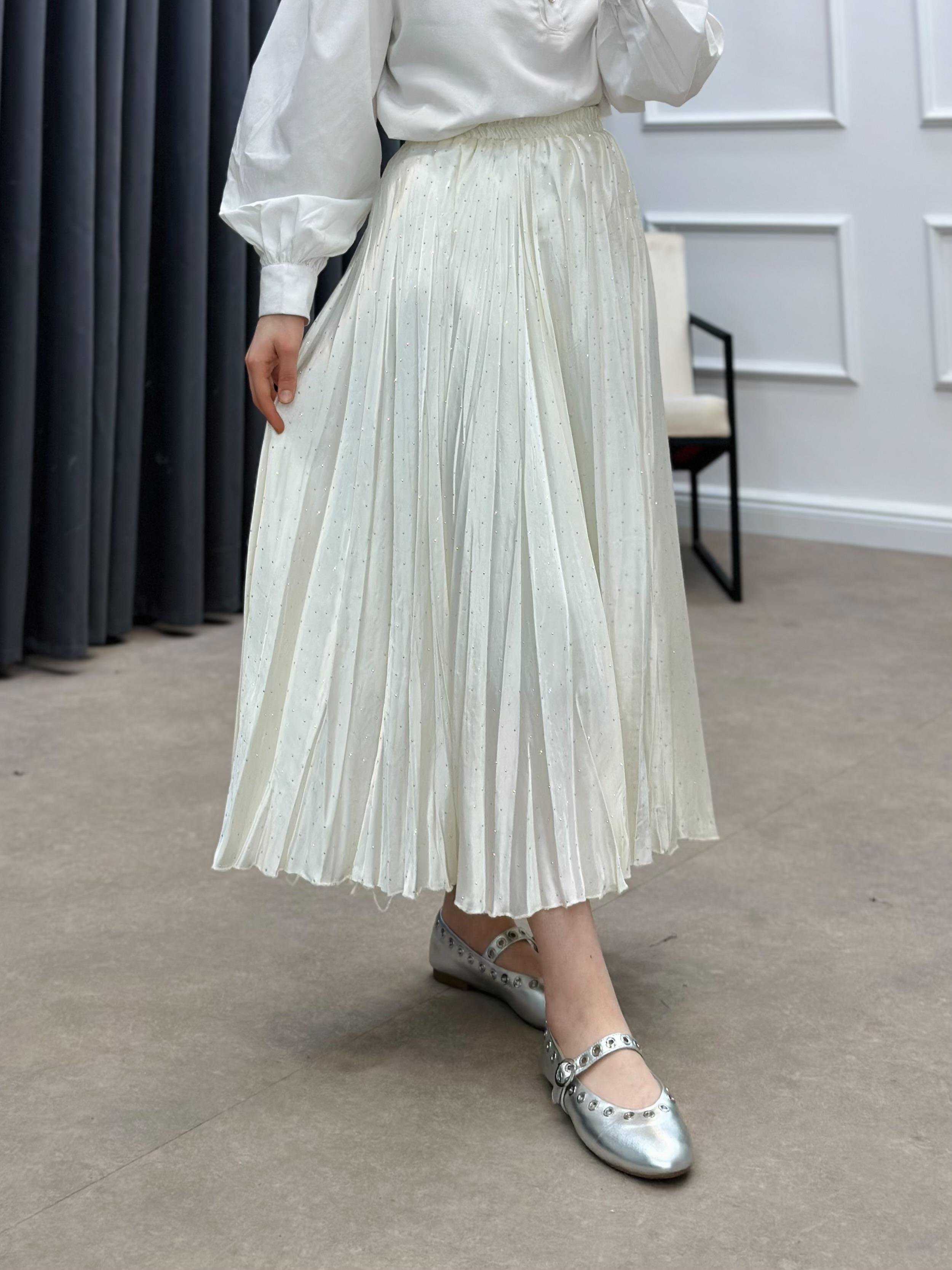 TAŞLI SATEN ETEK BEYAZ