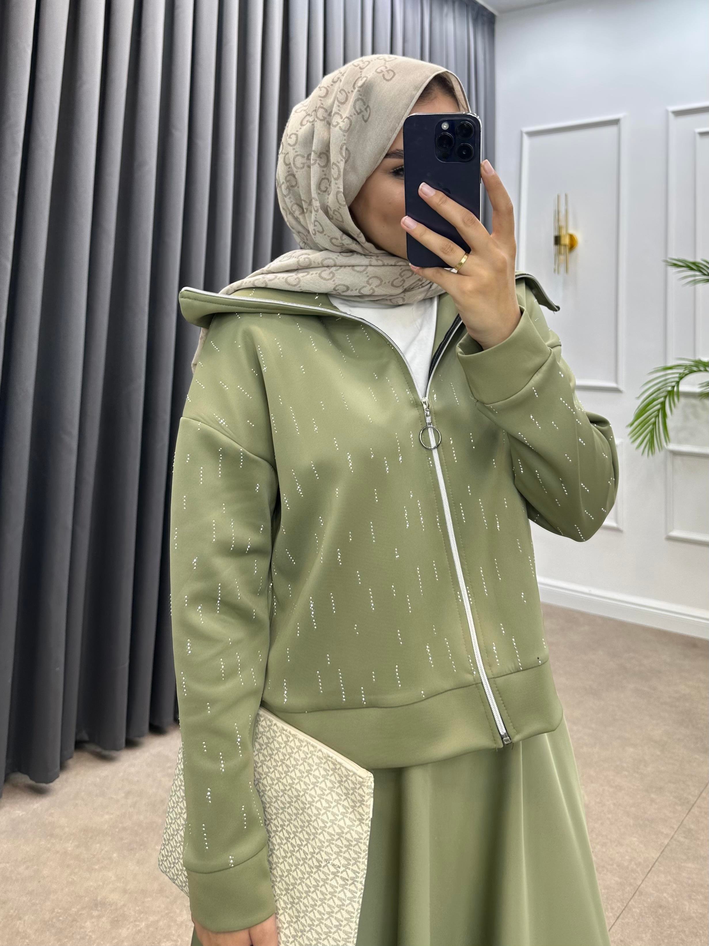 TAŞLI SCUBA ETEKLİ TAKIM MİNT