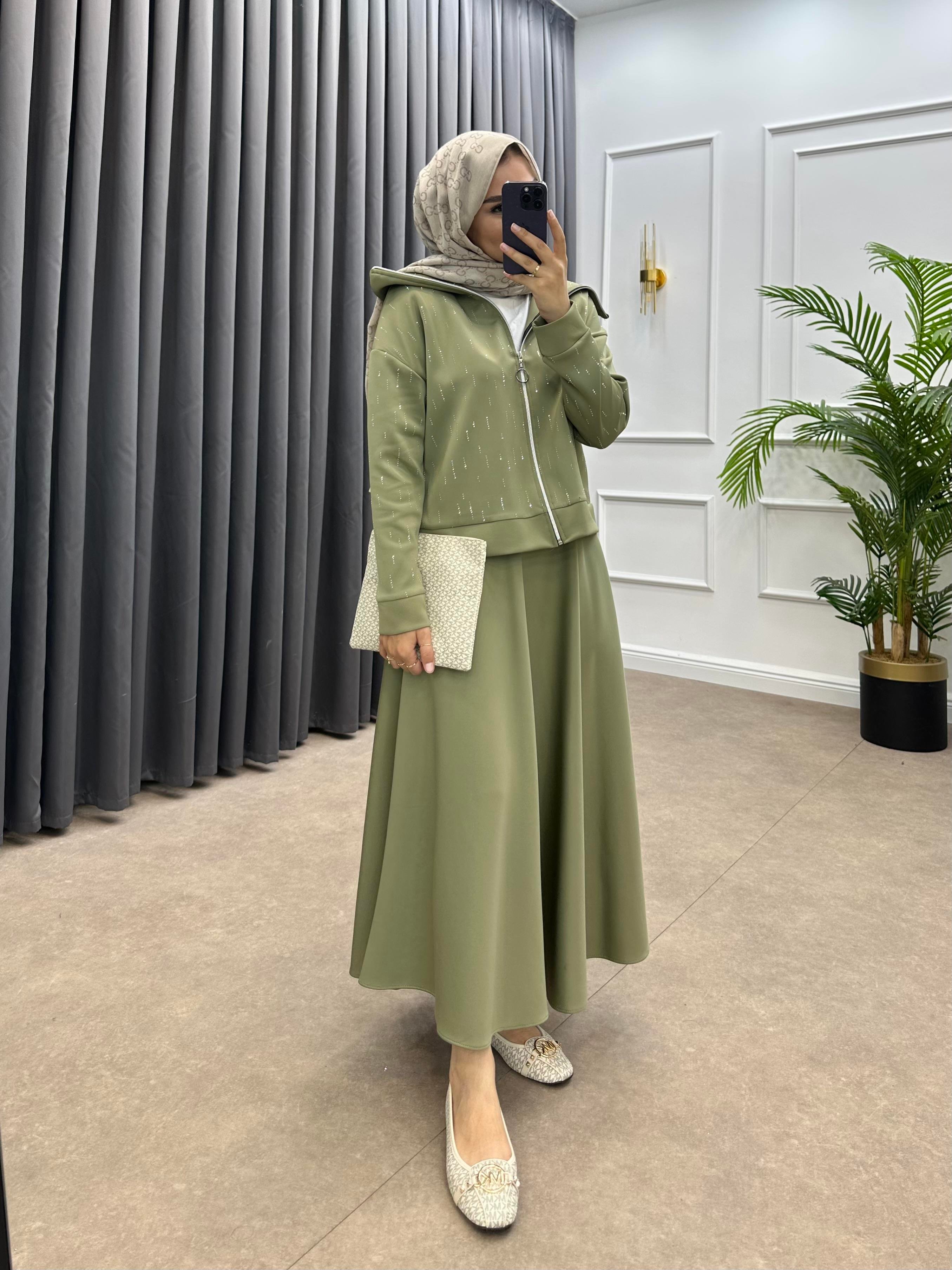 TAŞLI SCUBA ETEKLİ TAKIM MİNT