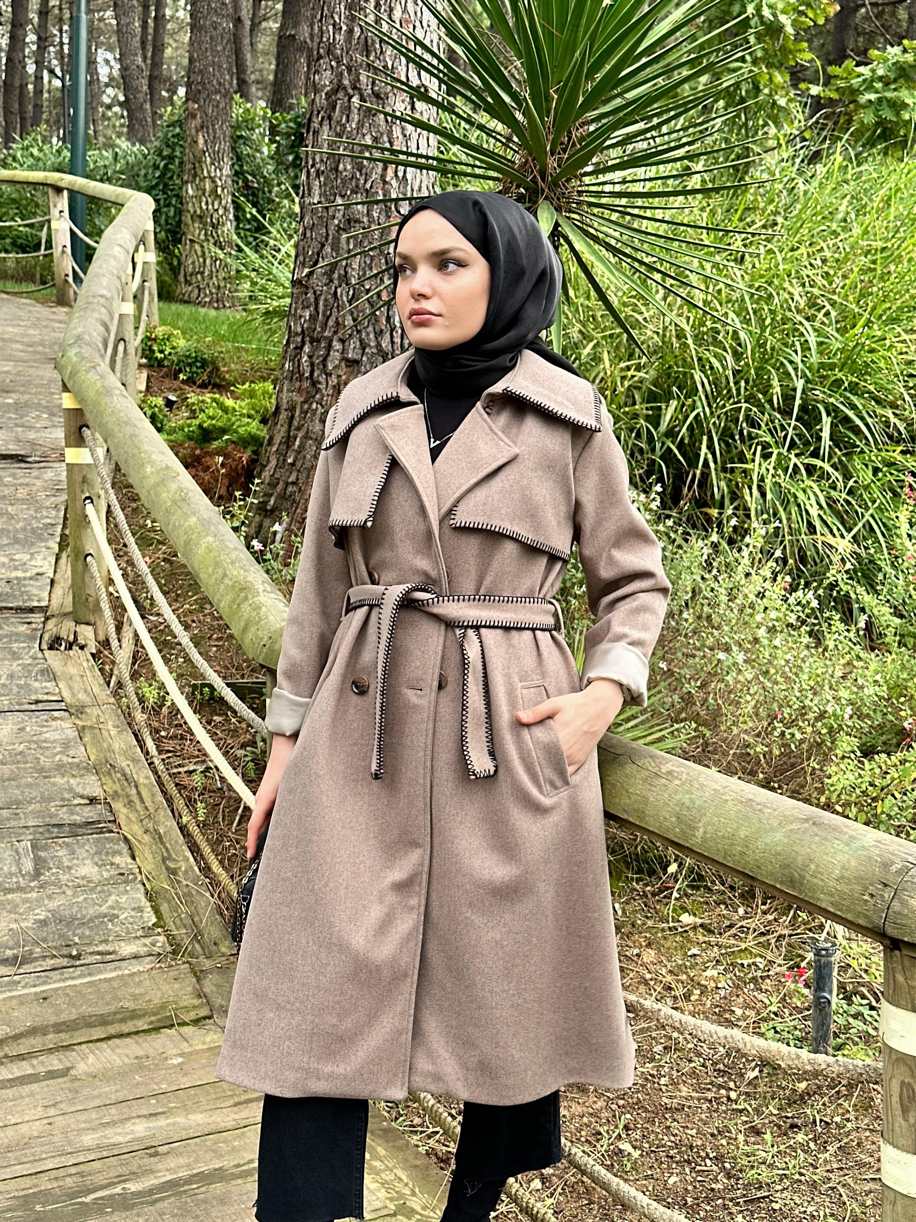 YAKASI İP DETAYLI DÖRT DÜĞMELİ KABAN KAHVE