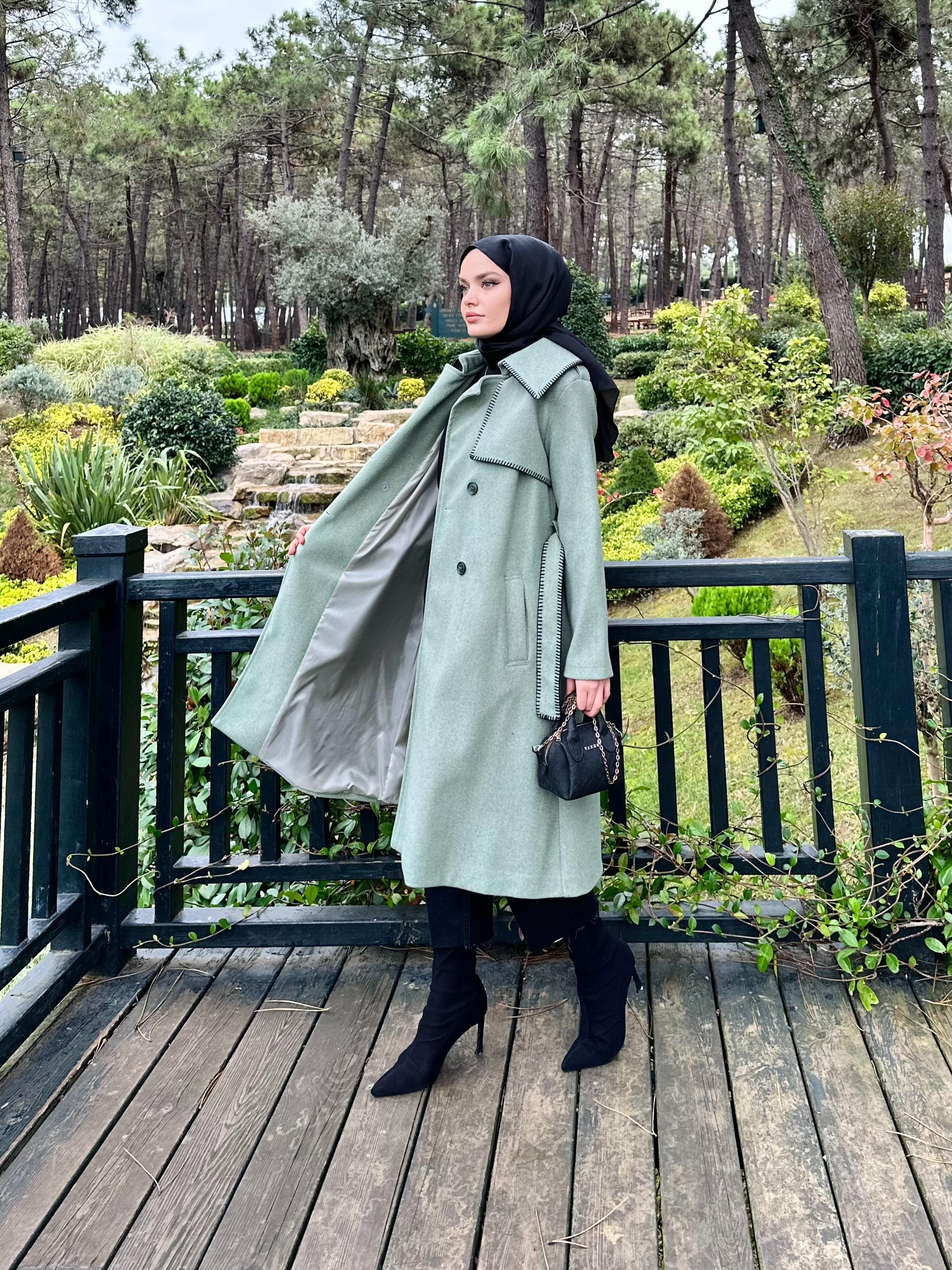 YAKASI İP DETAYLI DÖRT DÜĞMELİ KABAN MİNT