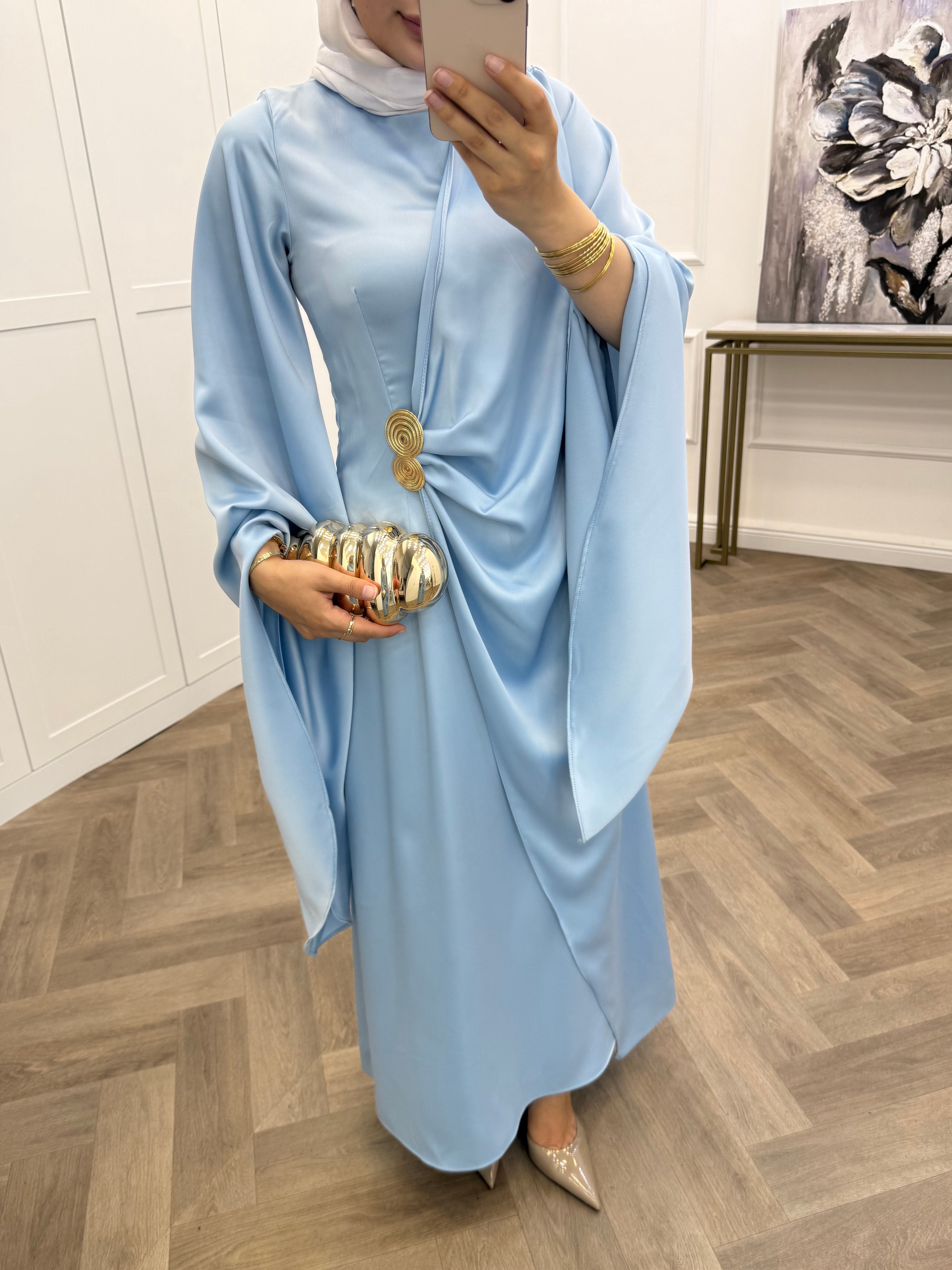 YARASA KOL GOLD TOKALI SATEN ELBİSE BEBE MAVİSİ