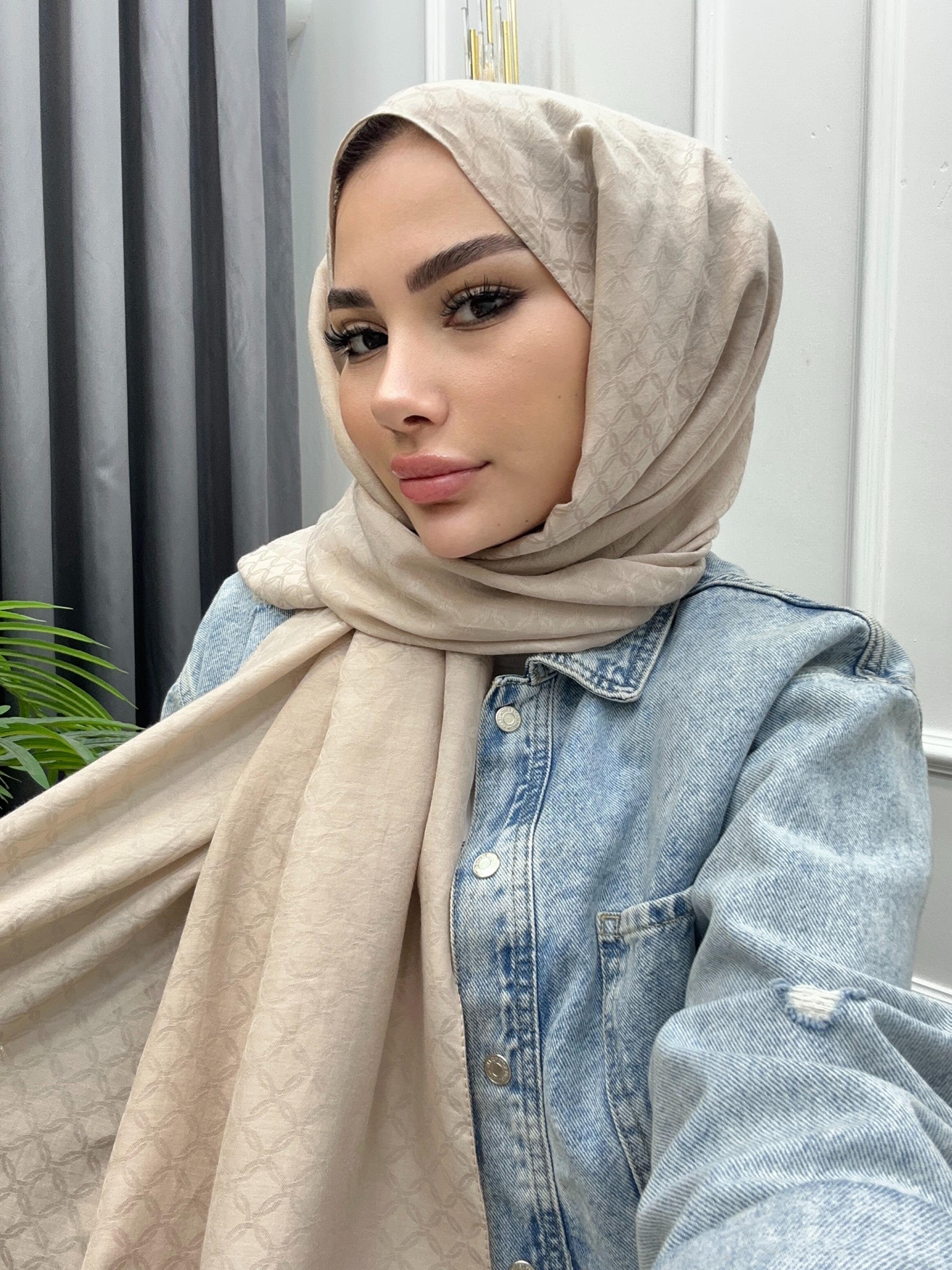 YAZ ESİNTİSİ DESENLİ ŞAL BEJ