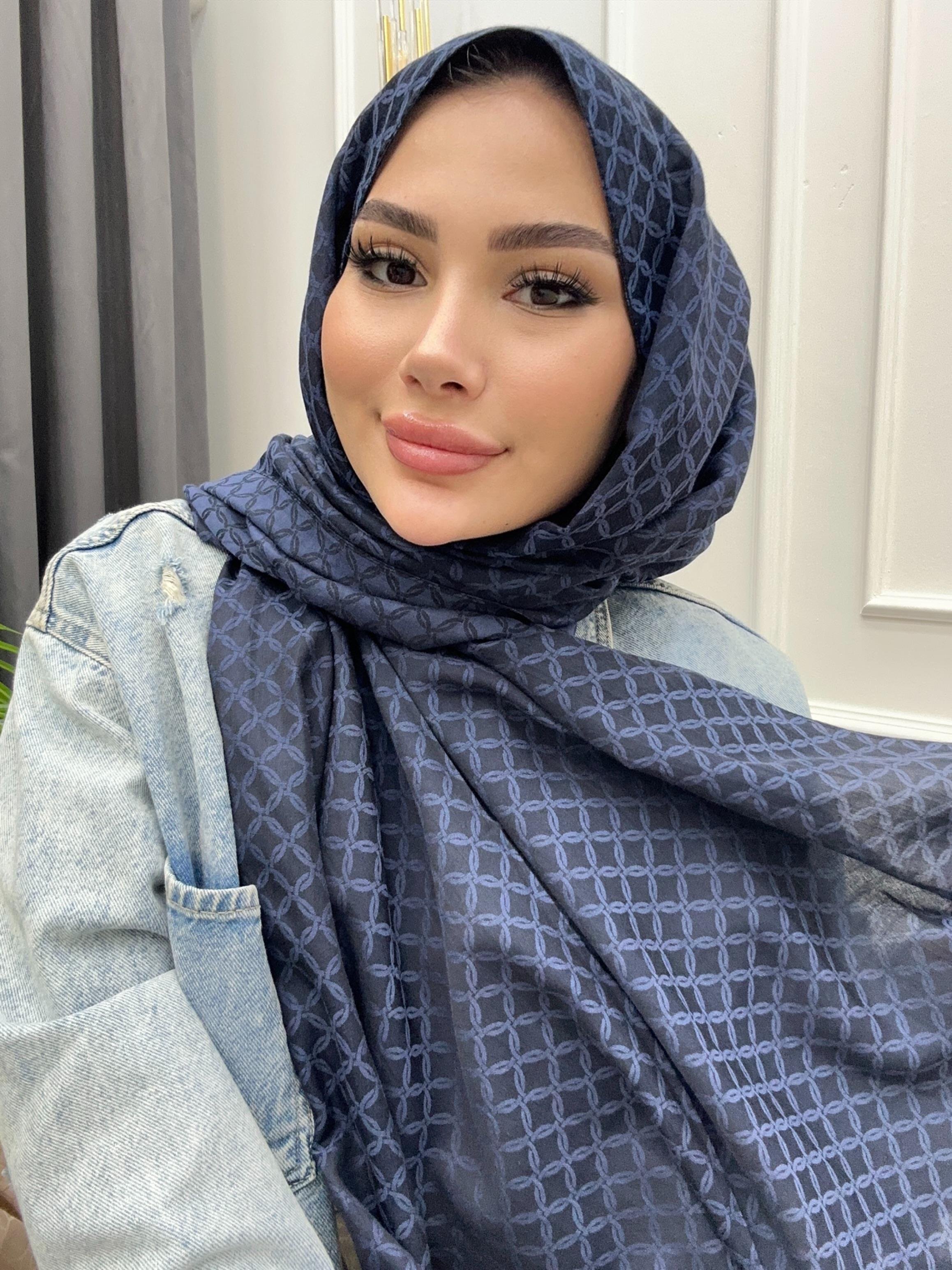 YAZ ESİNTİSİ DESENLİ ŞAL LACİVERT