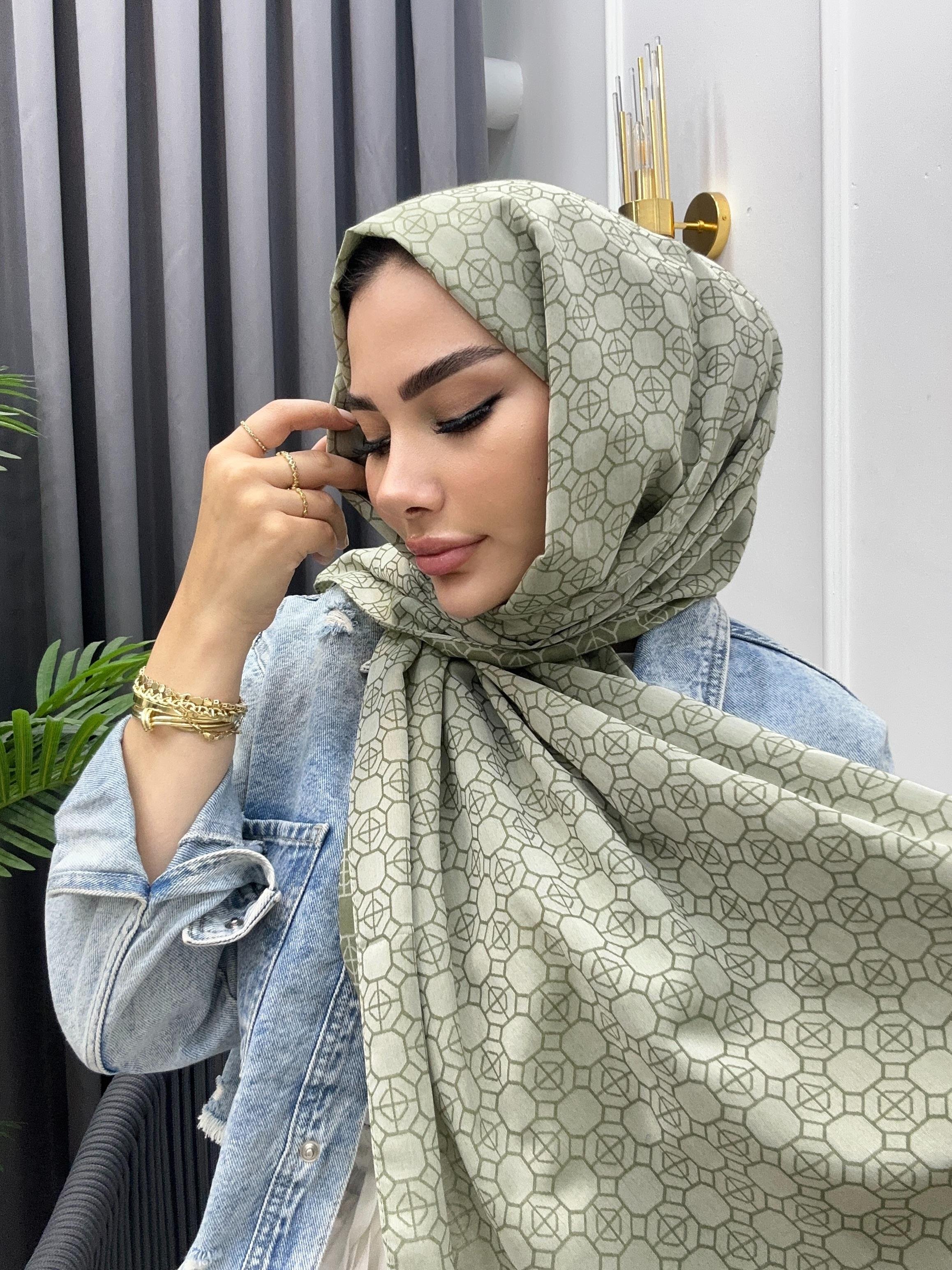 YAZ ESİNTİSİ DESENLİ ŞAL MİNT