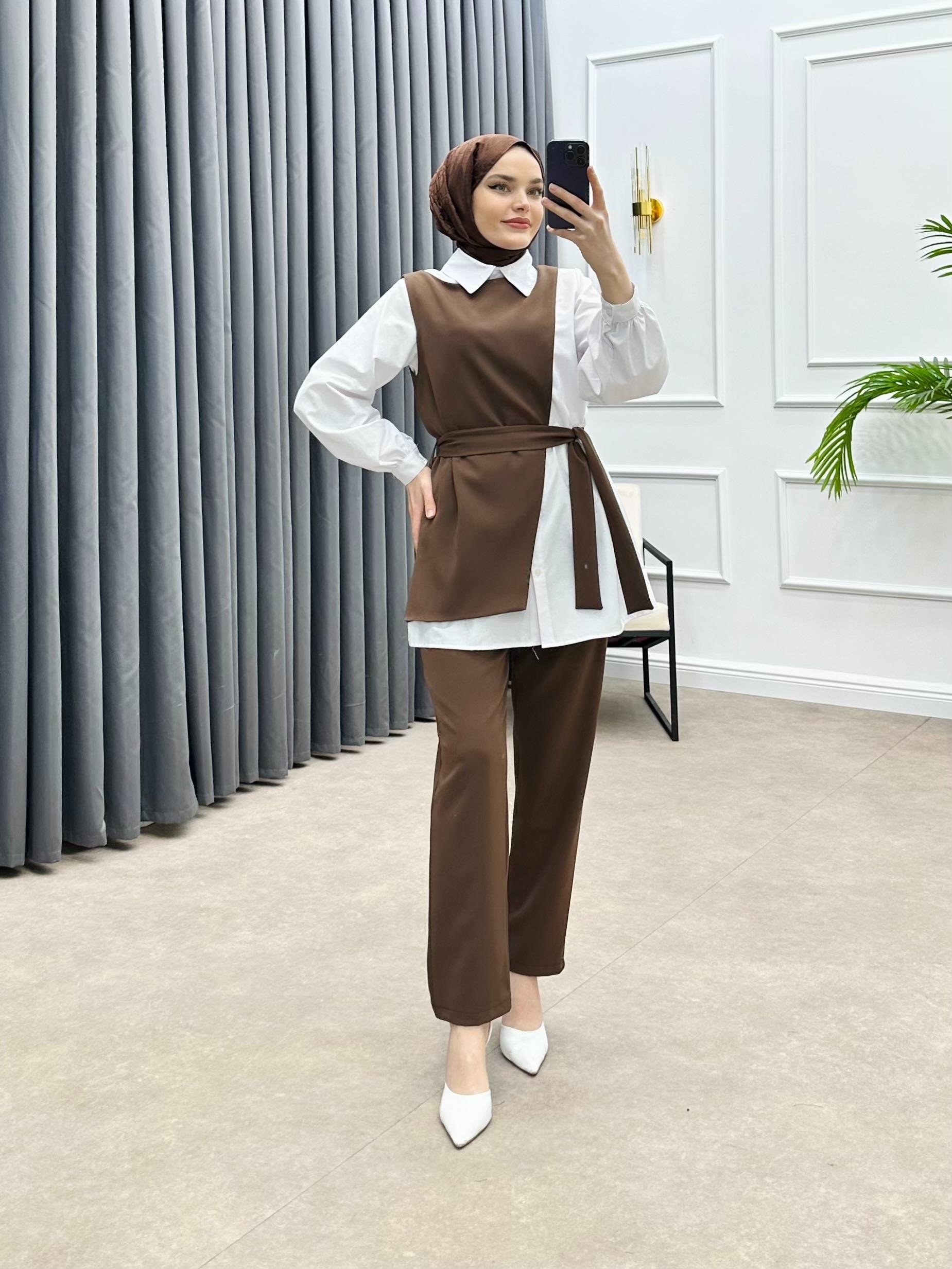 YELEKLİ GÖMLEKLİ ÜÇLÜ TAKIM KAHVE