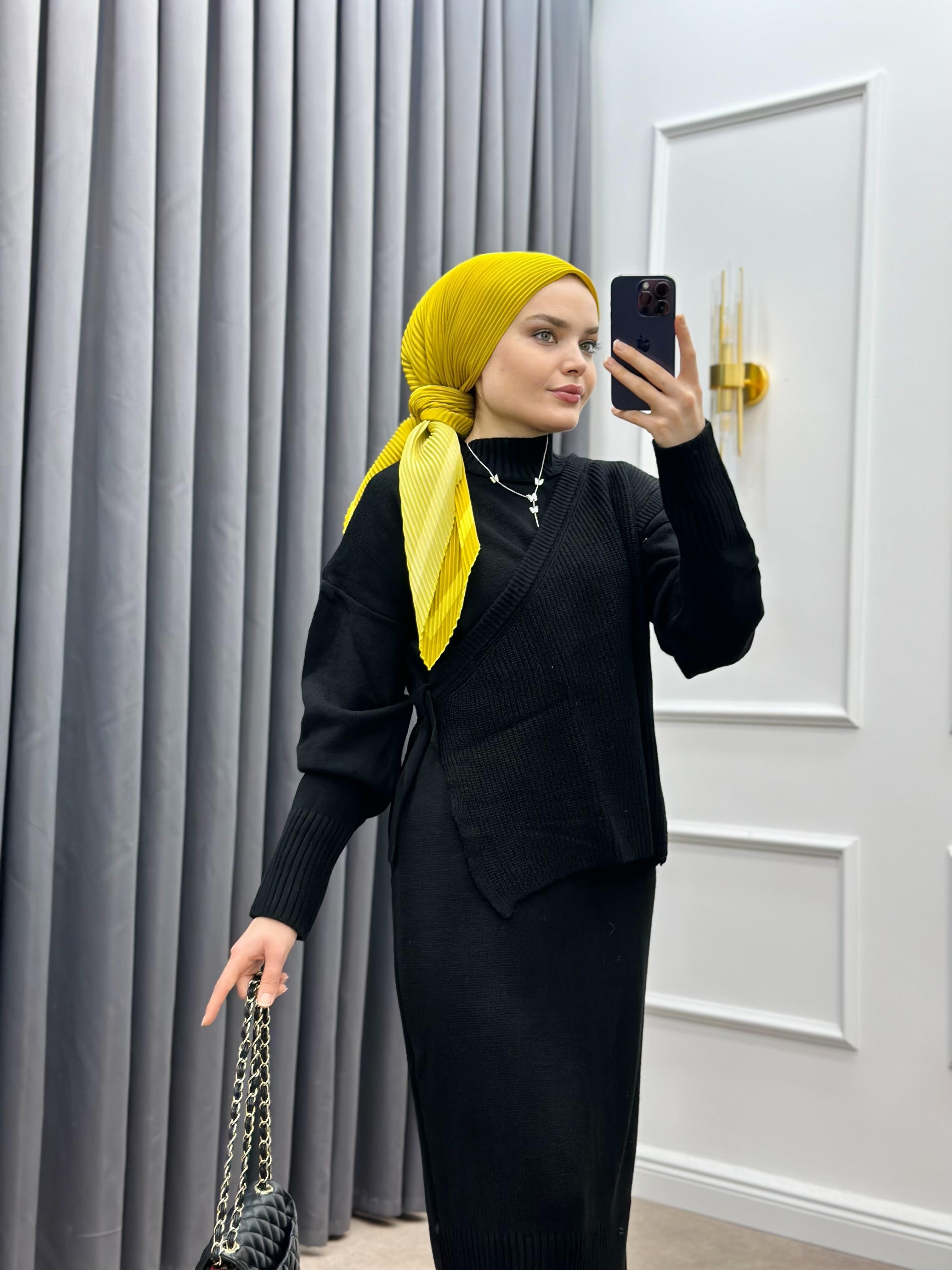 YELEKLİ TRİKO ELBİSE SİYAH