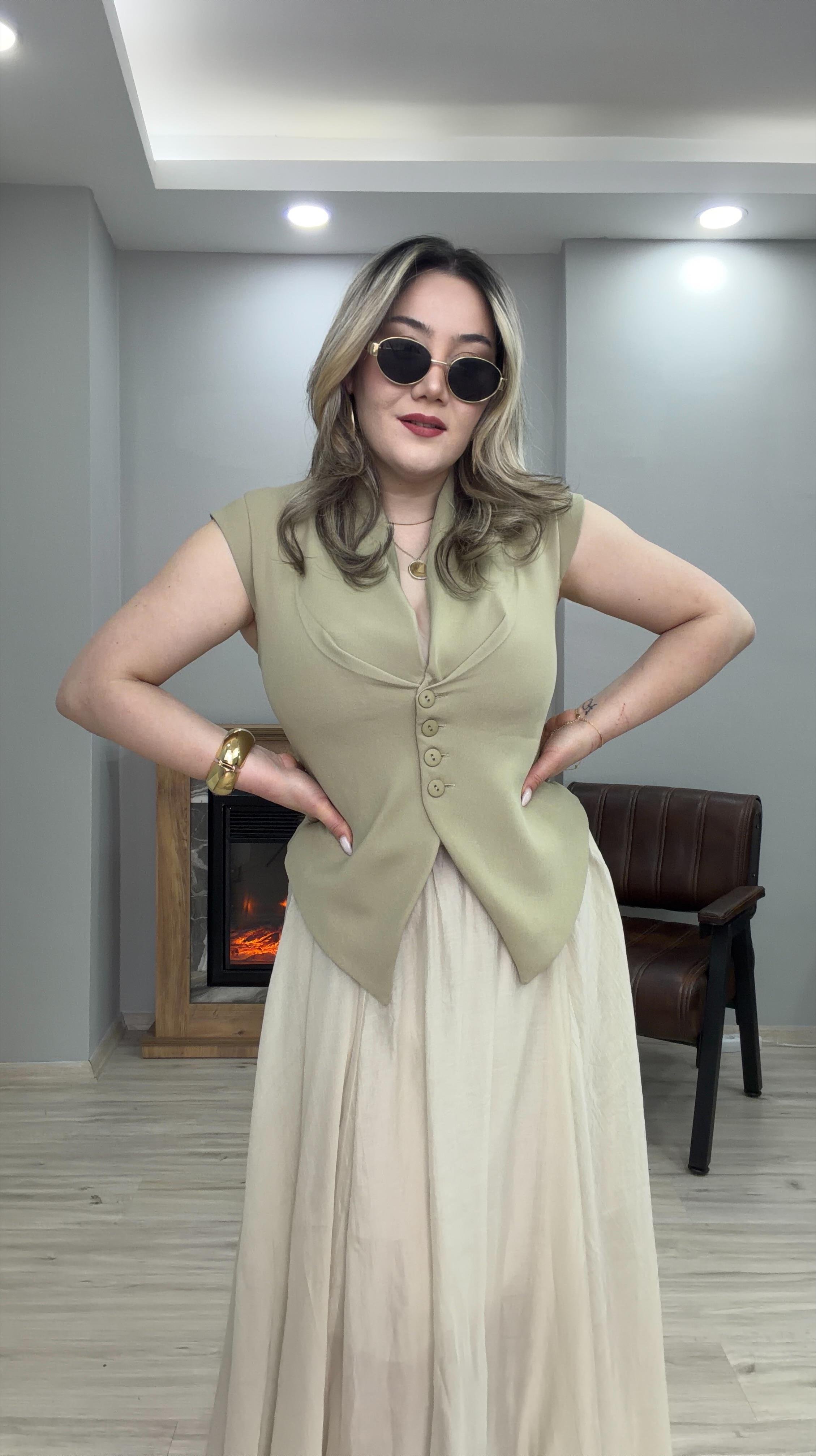 BAĞLAMALI DÖRT DÜĞME YELEK HAKİ