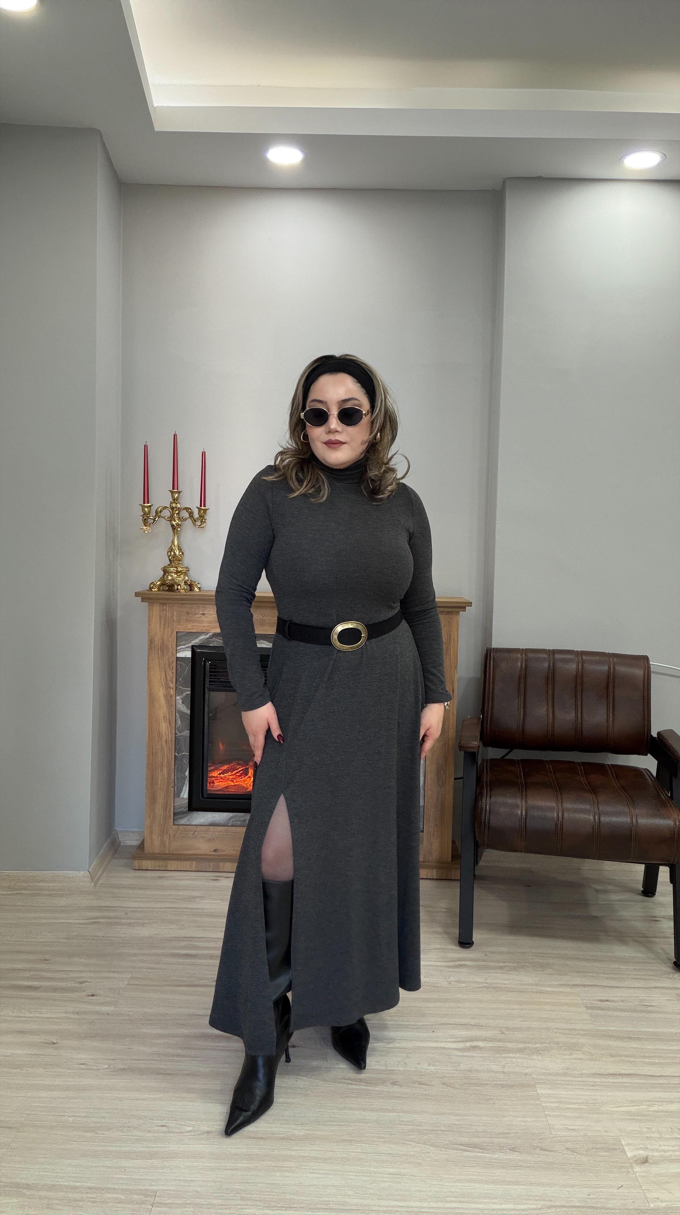 BALIKÇI YAKA YANDAN YIRTMAÇLI TRİKO ELBİSE ANTRASİT