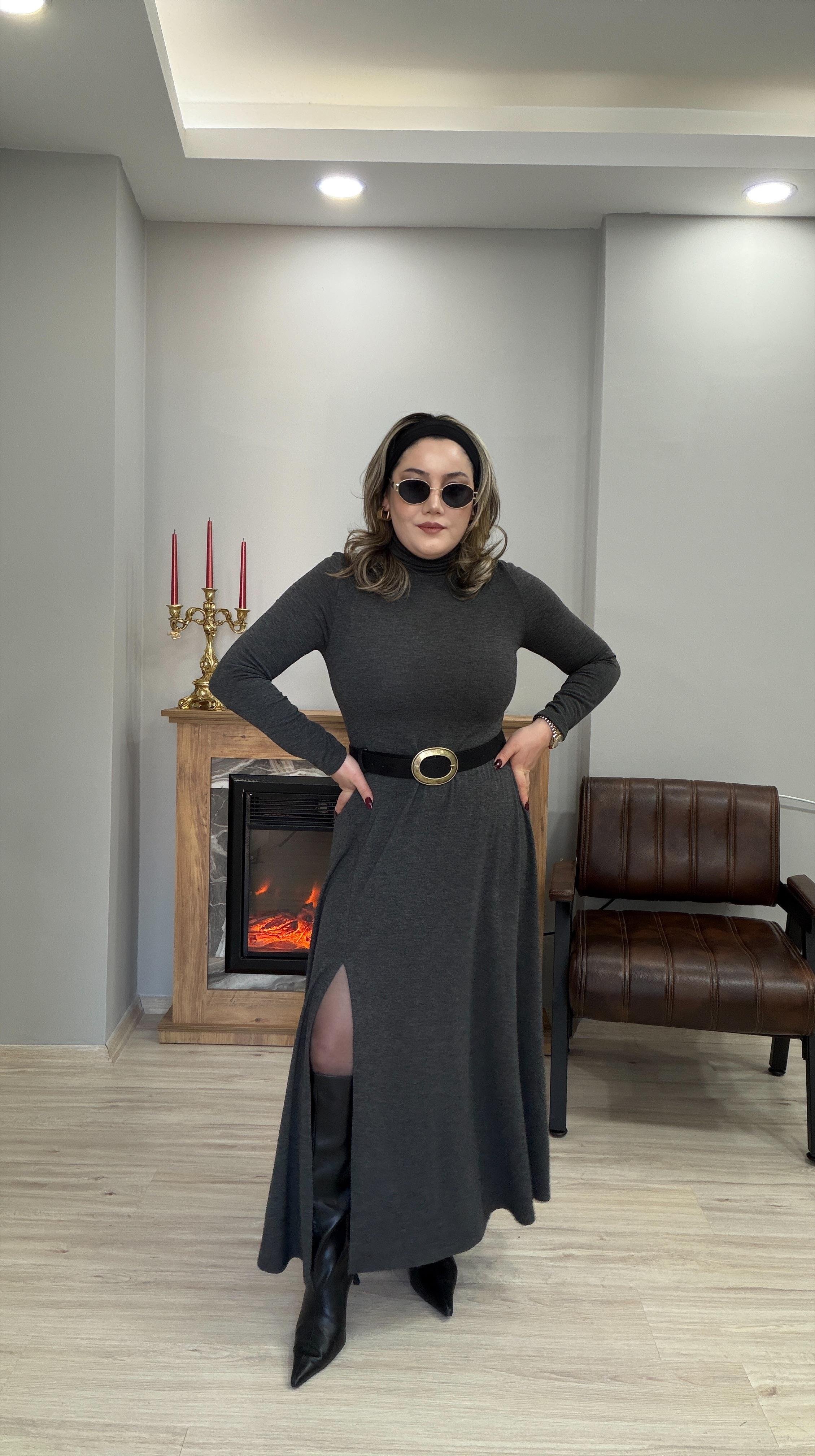 BALIKÇI YAKA YANDAN YIRTMAÇLI TRİKO ELBİSE ANTRASİT