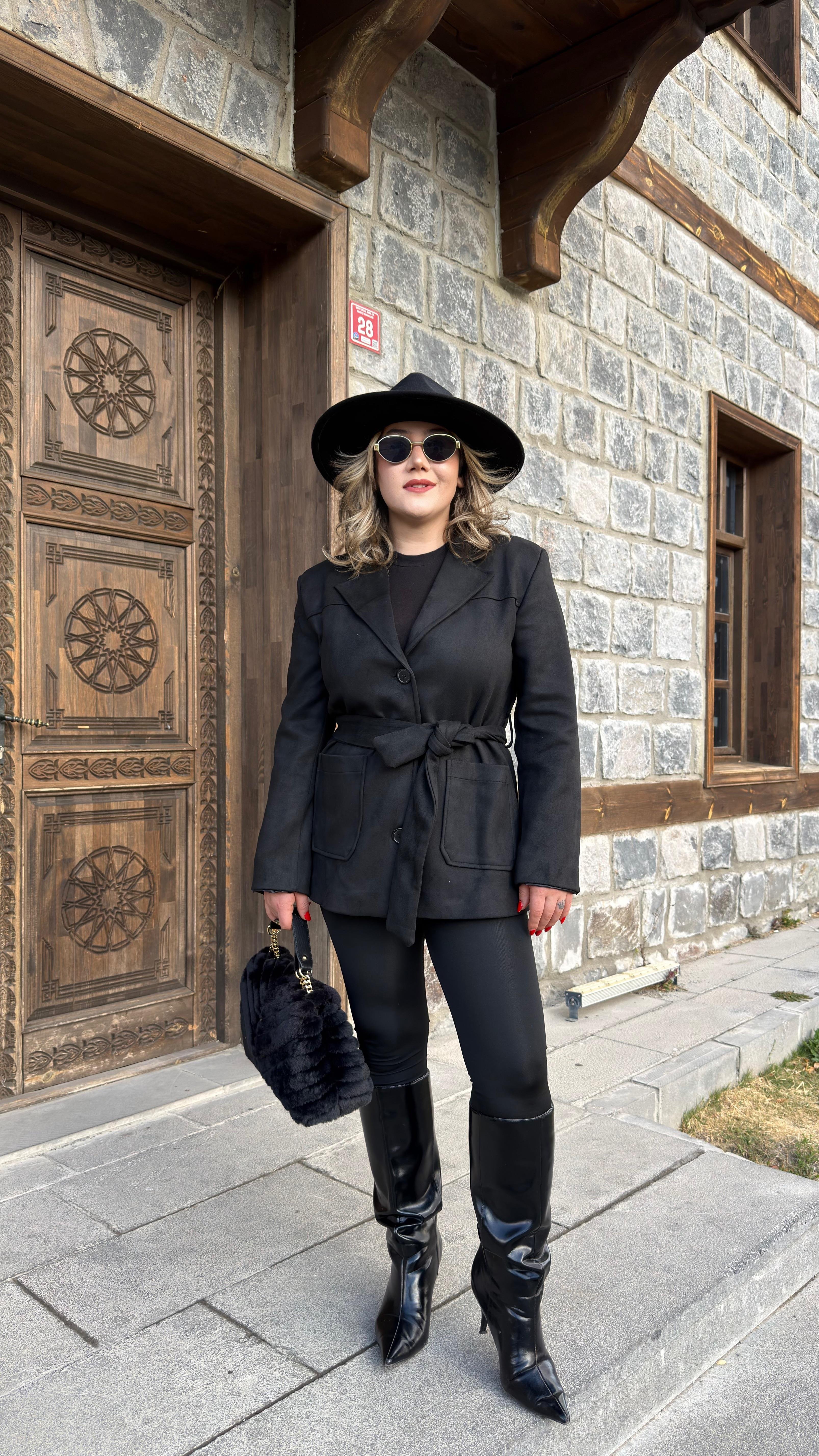 BELDEN KUŞAKLI SÜET CEKET SİYAH 