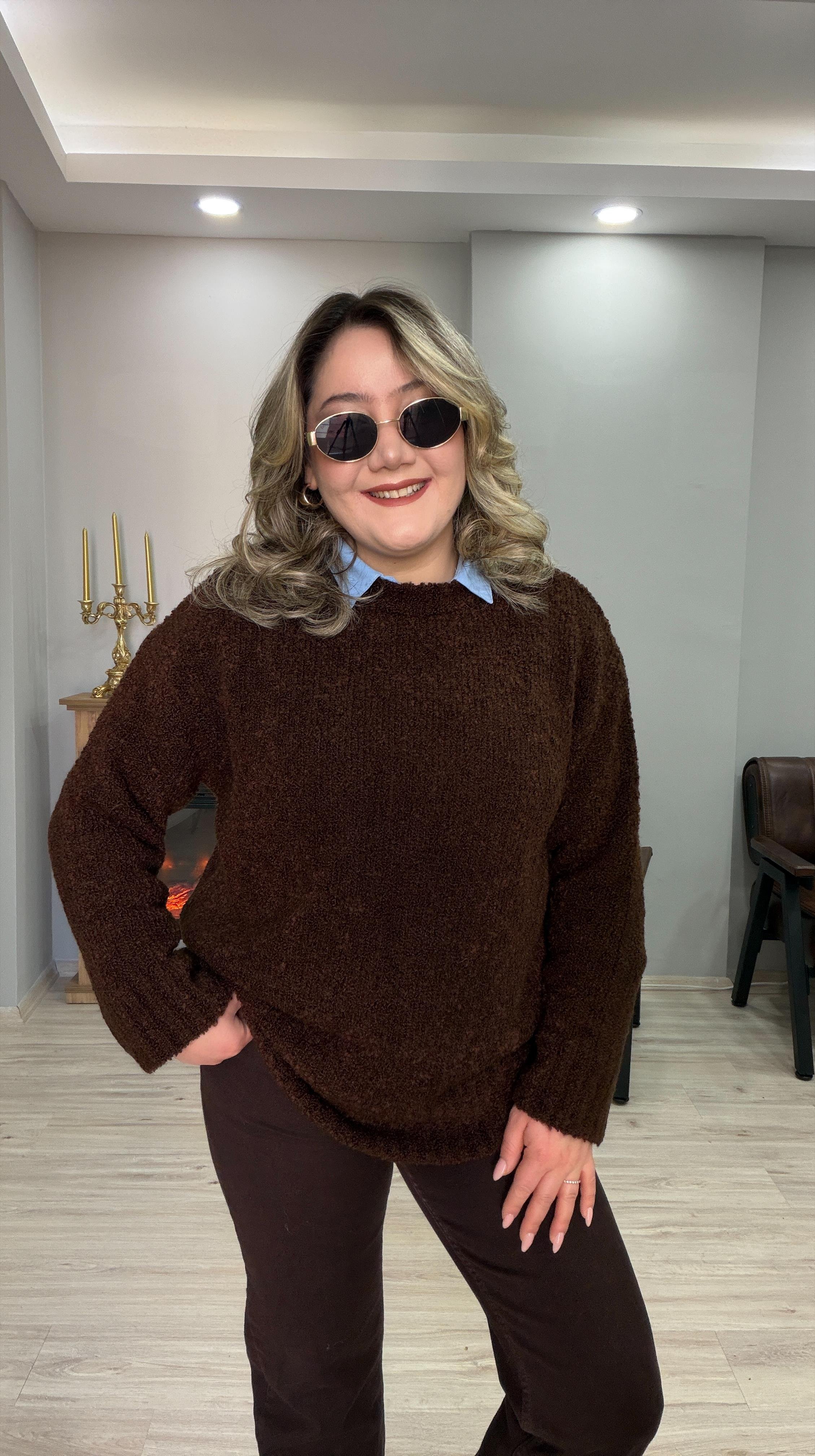 BİSİKLET YAKA BUKLET KAZAK KAHVE