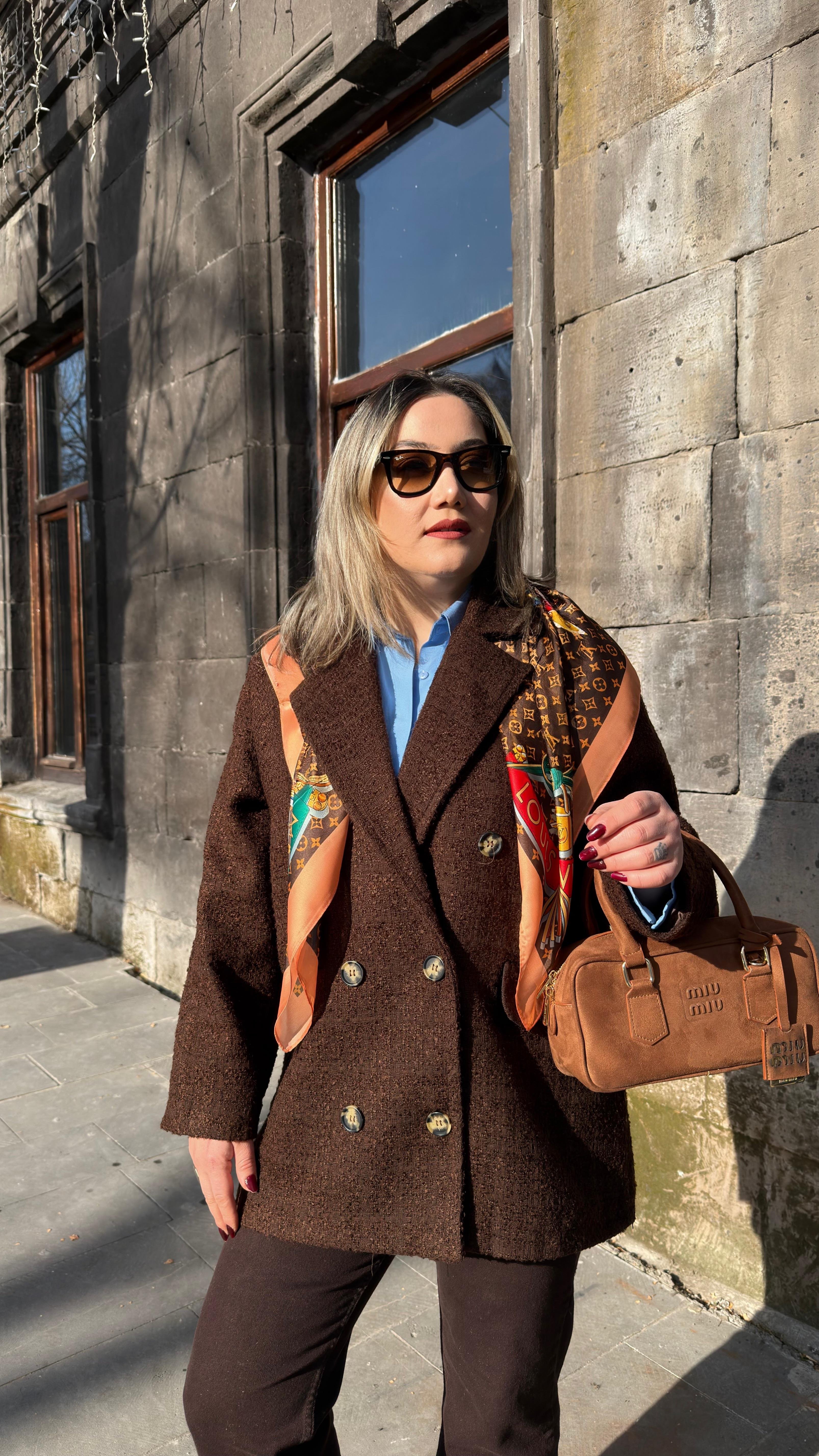 CHANEL KUMAŞ KRUVAZE ÇİFT DÜĞMELİ KABAN KAHVE