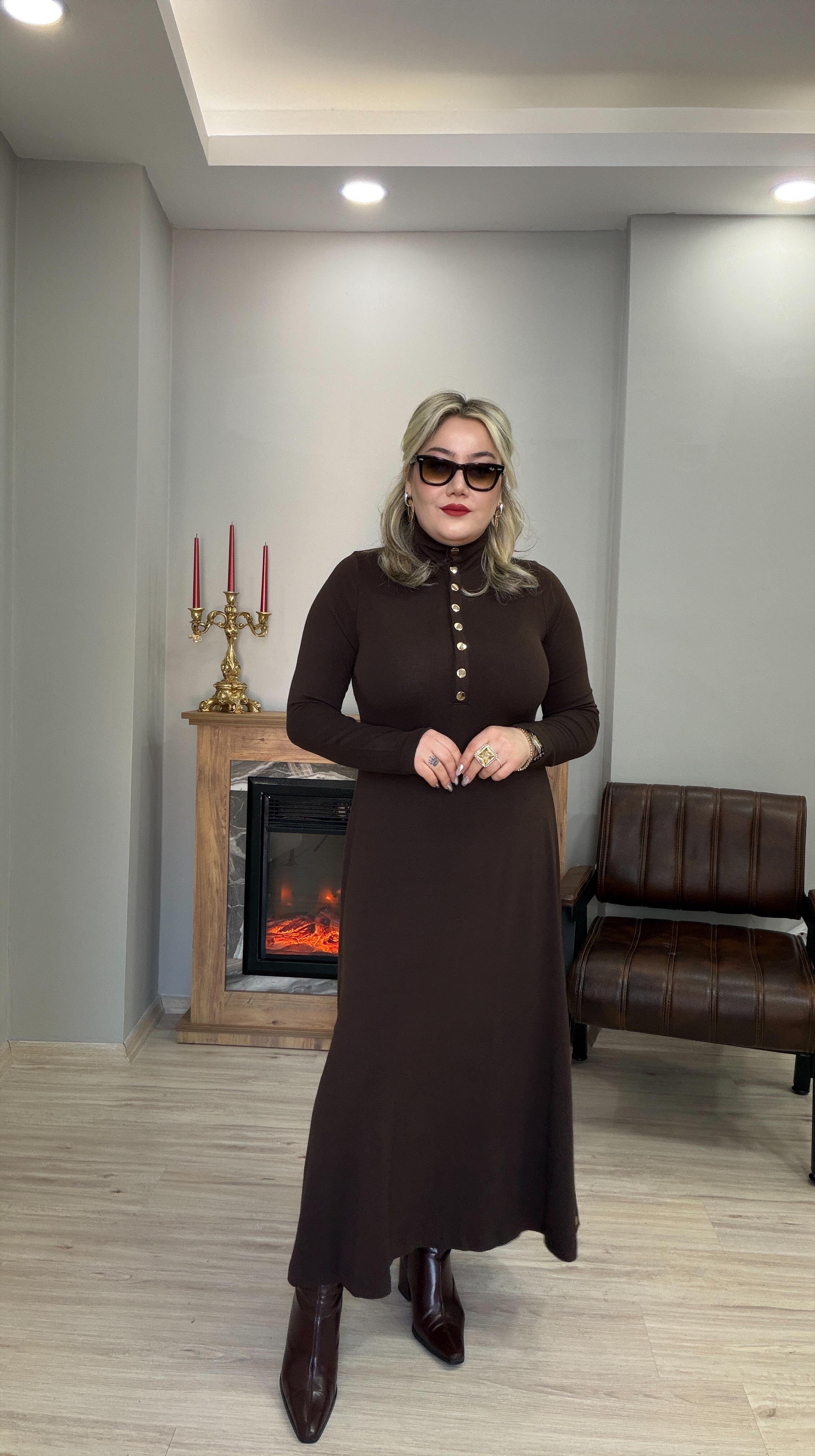 ÇITÇIT DETAYLI DİK YAKA TRİKO KAHVE