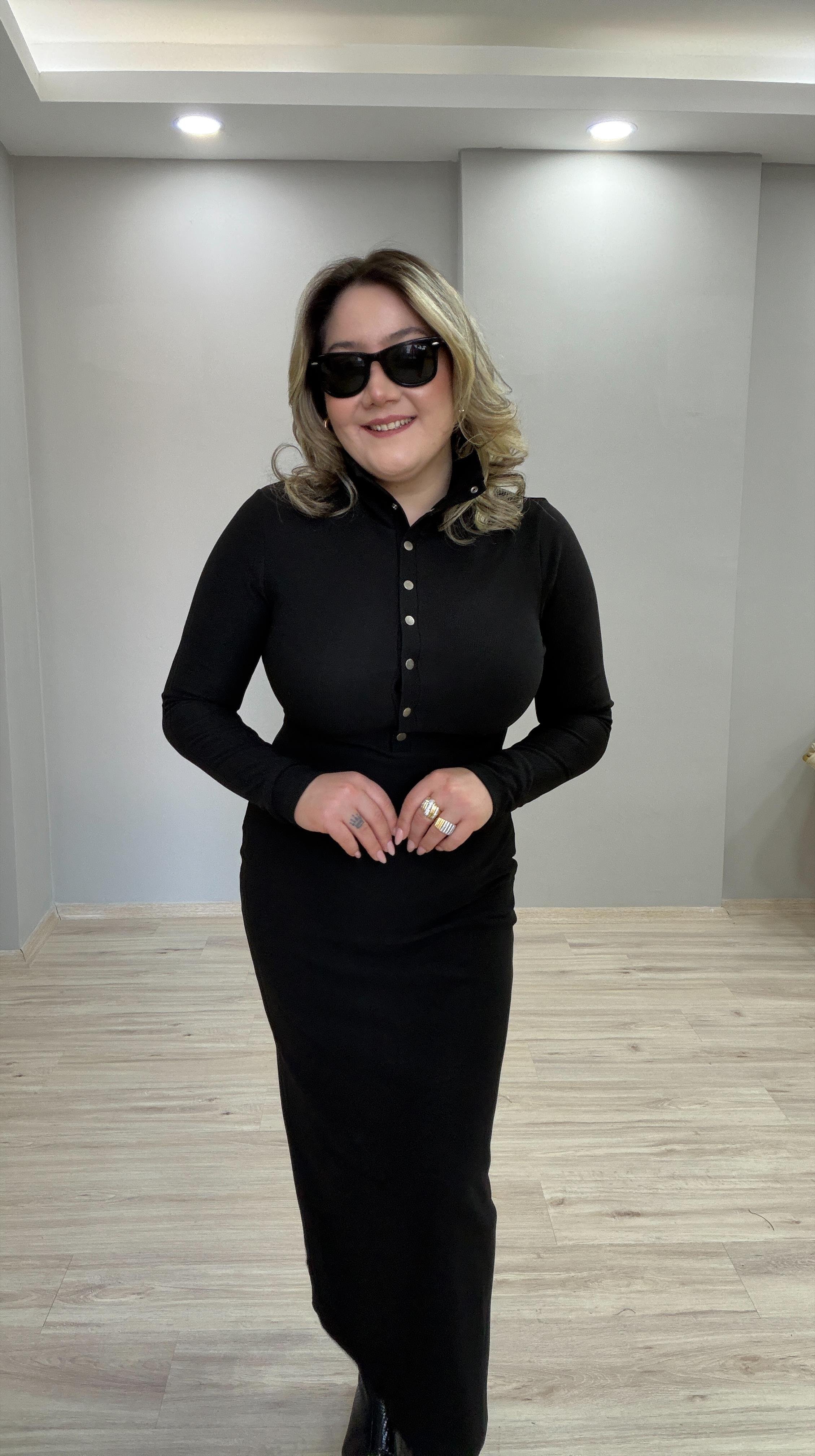 DİK YAKA OTTOMAN KUMAŞ MAXİ ELBİSE SİYAH
