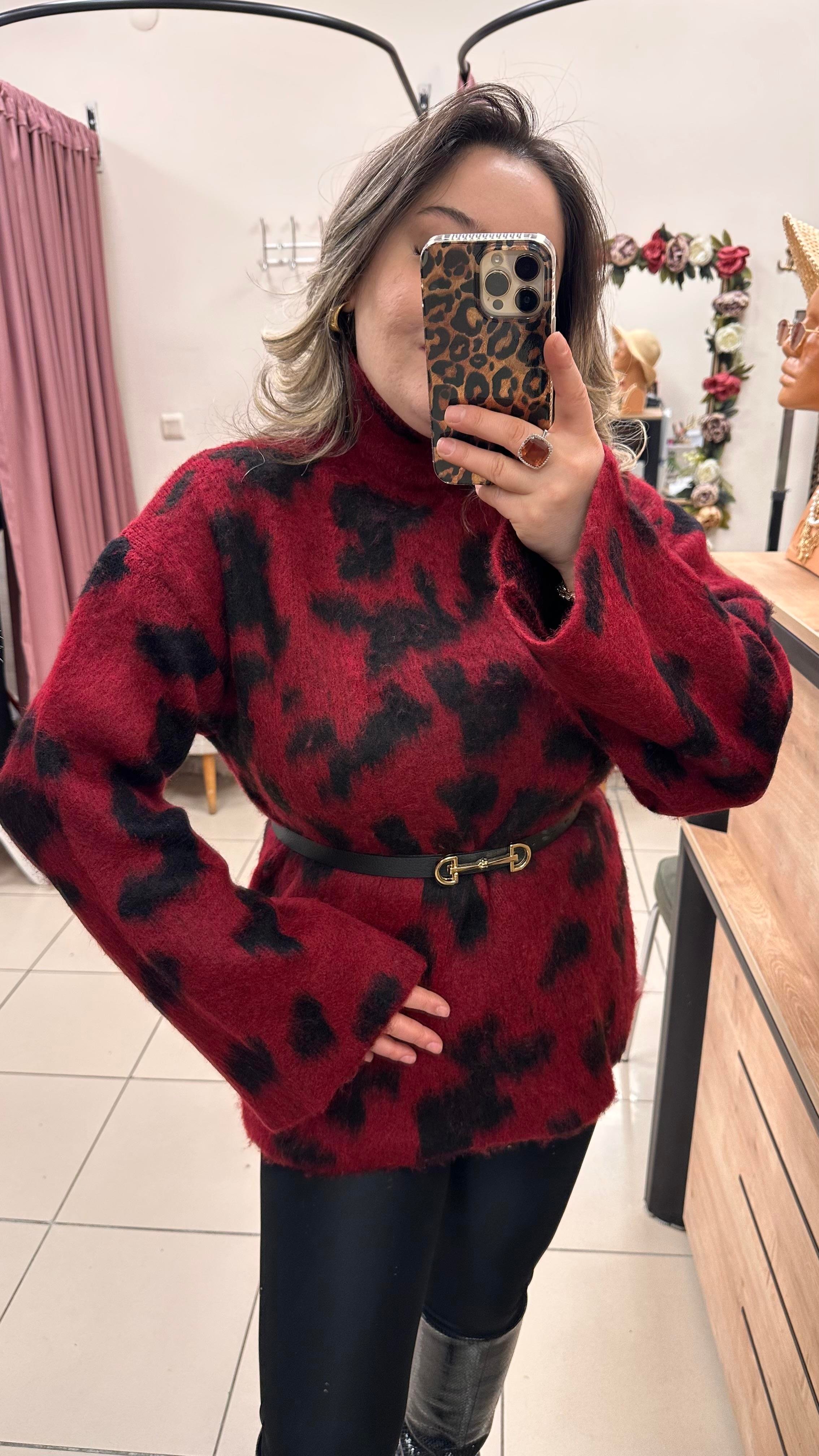 DİK YAKA SALAŞ LEOPAR DESEN KAZAK BORDO