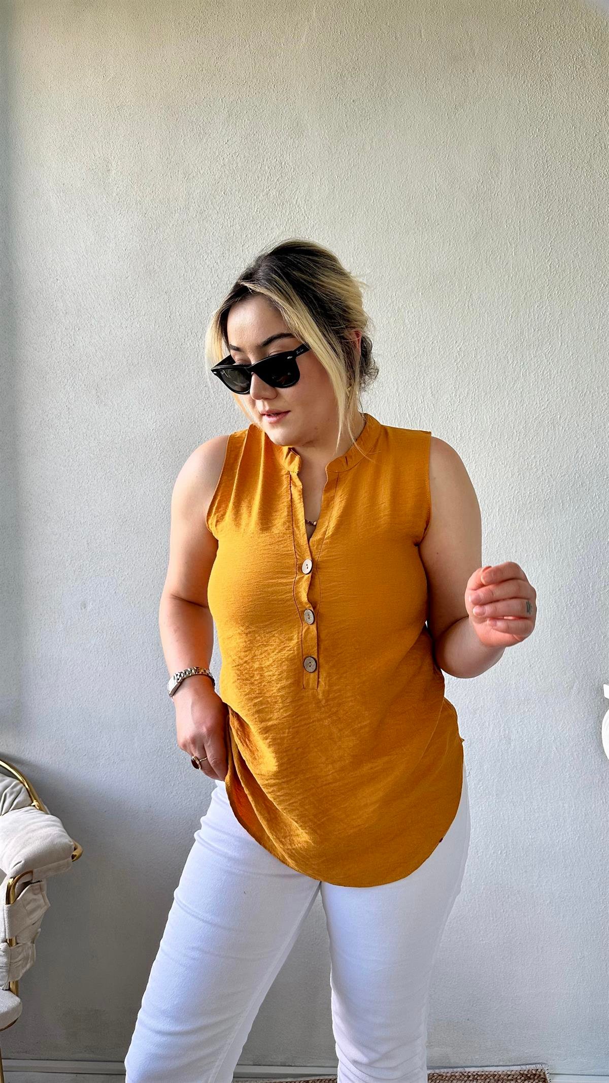 Dik Yaka Sıfır Kol Gömlek-Bluz Hardal sarısı 