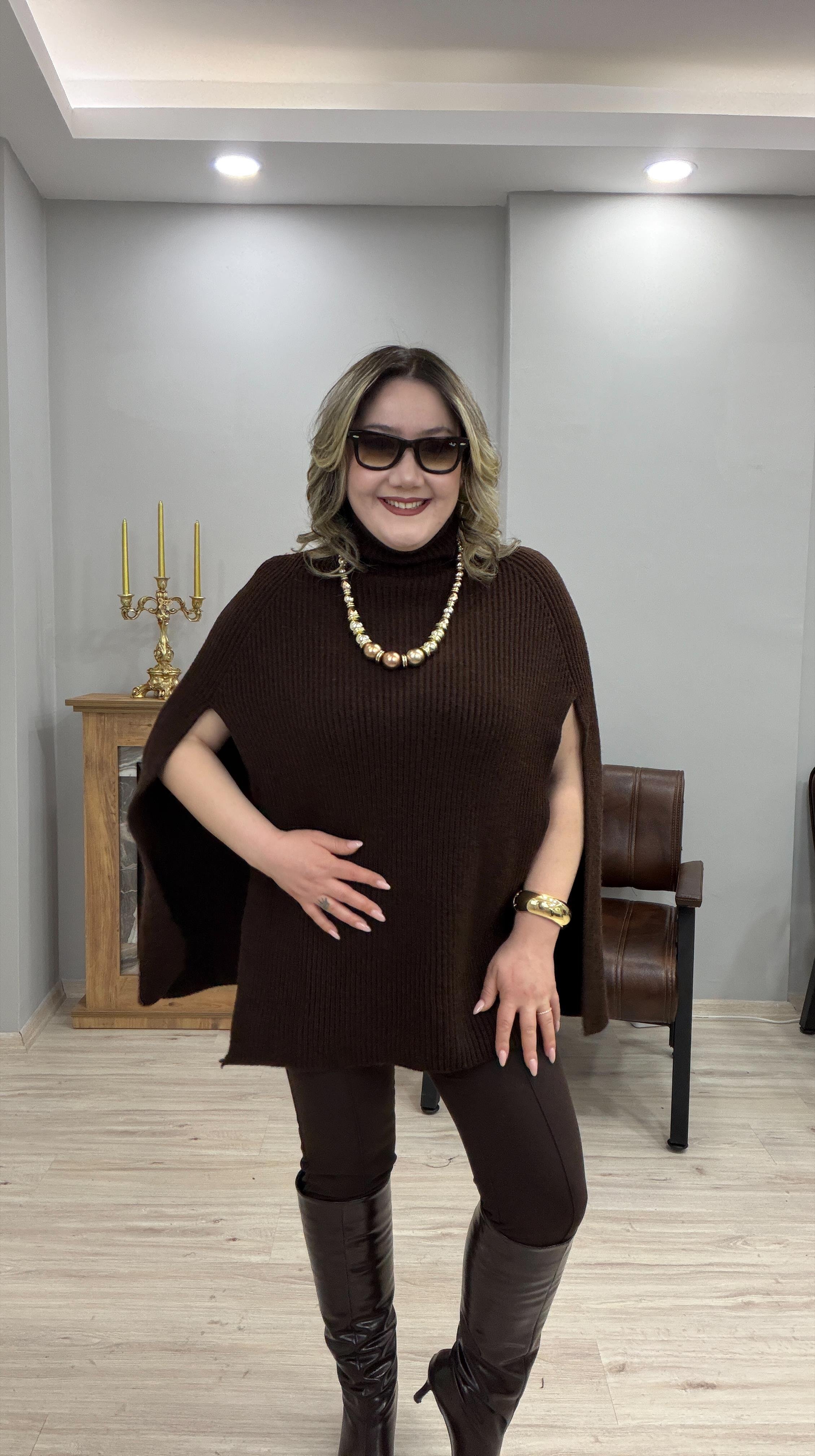 DİK YAKA TRİKO PANÇO KAZAK KAHVE