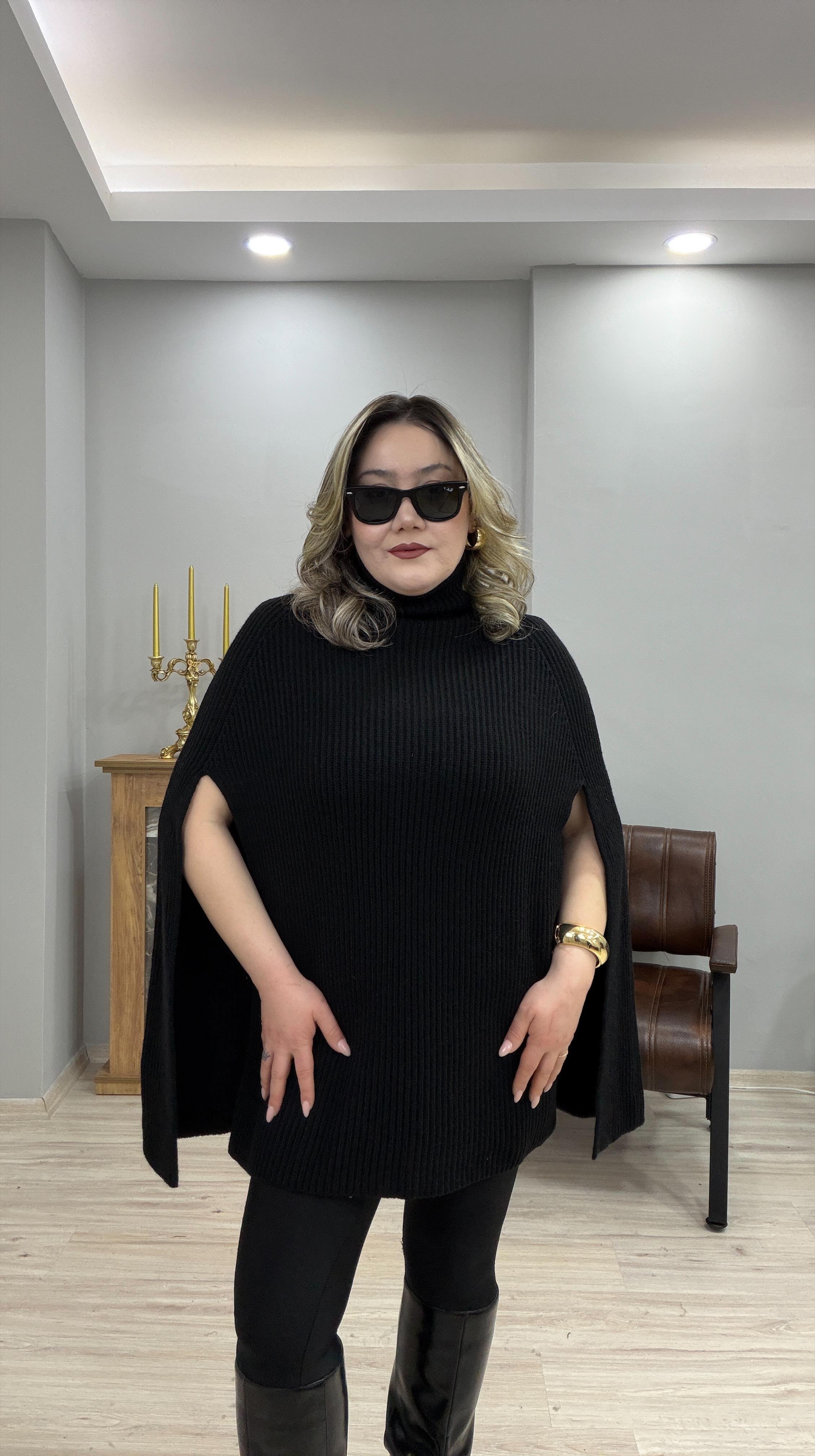 DİK YAKA TRİKO PANÇO KAZAK SİYAH