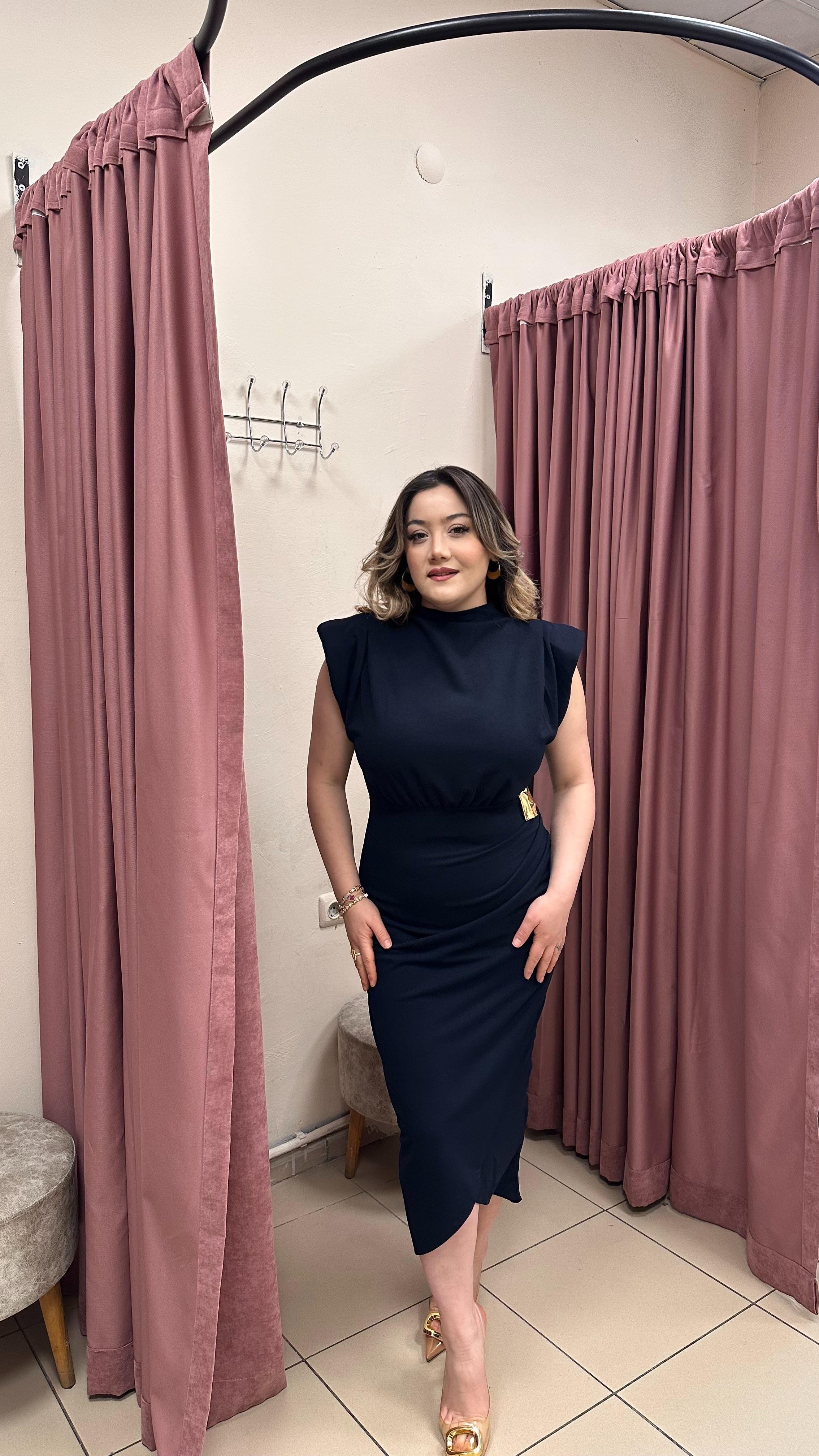 DRAPE DETAYLI DİK YAKA VATKALI ELBİSE LACİVERT
