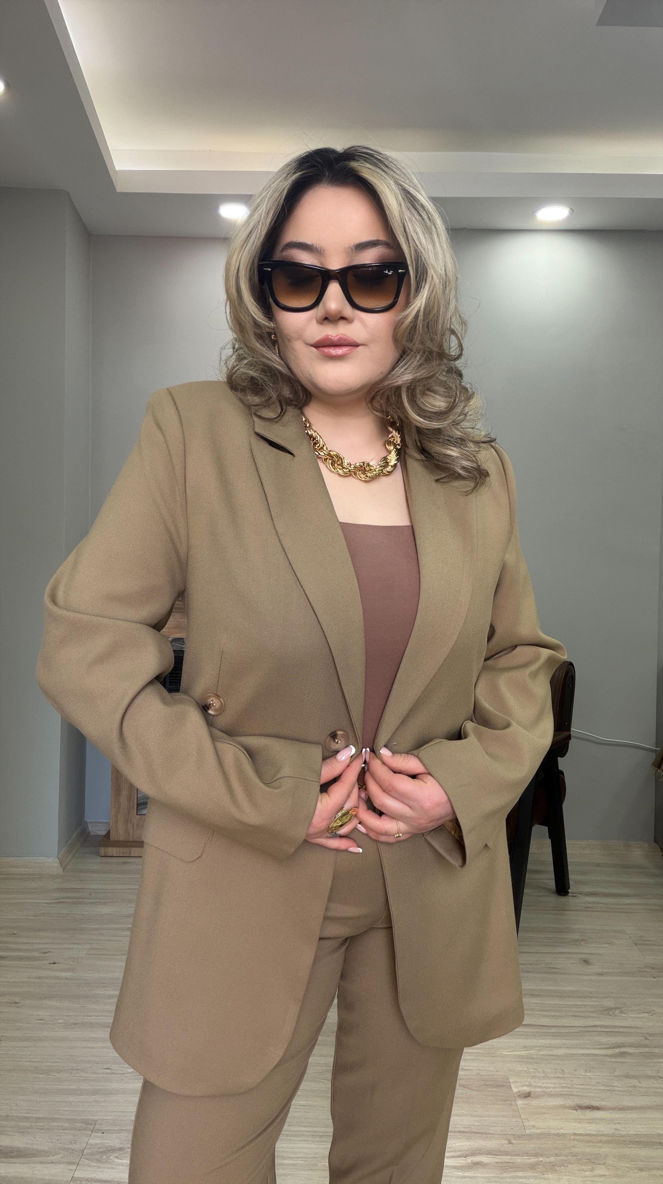 DÜĞMELİ BLAZER CEKET CAMEL
