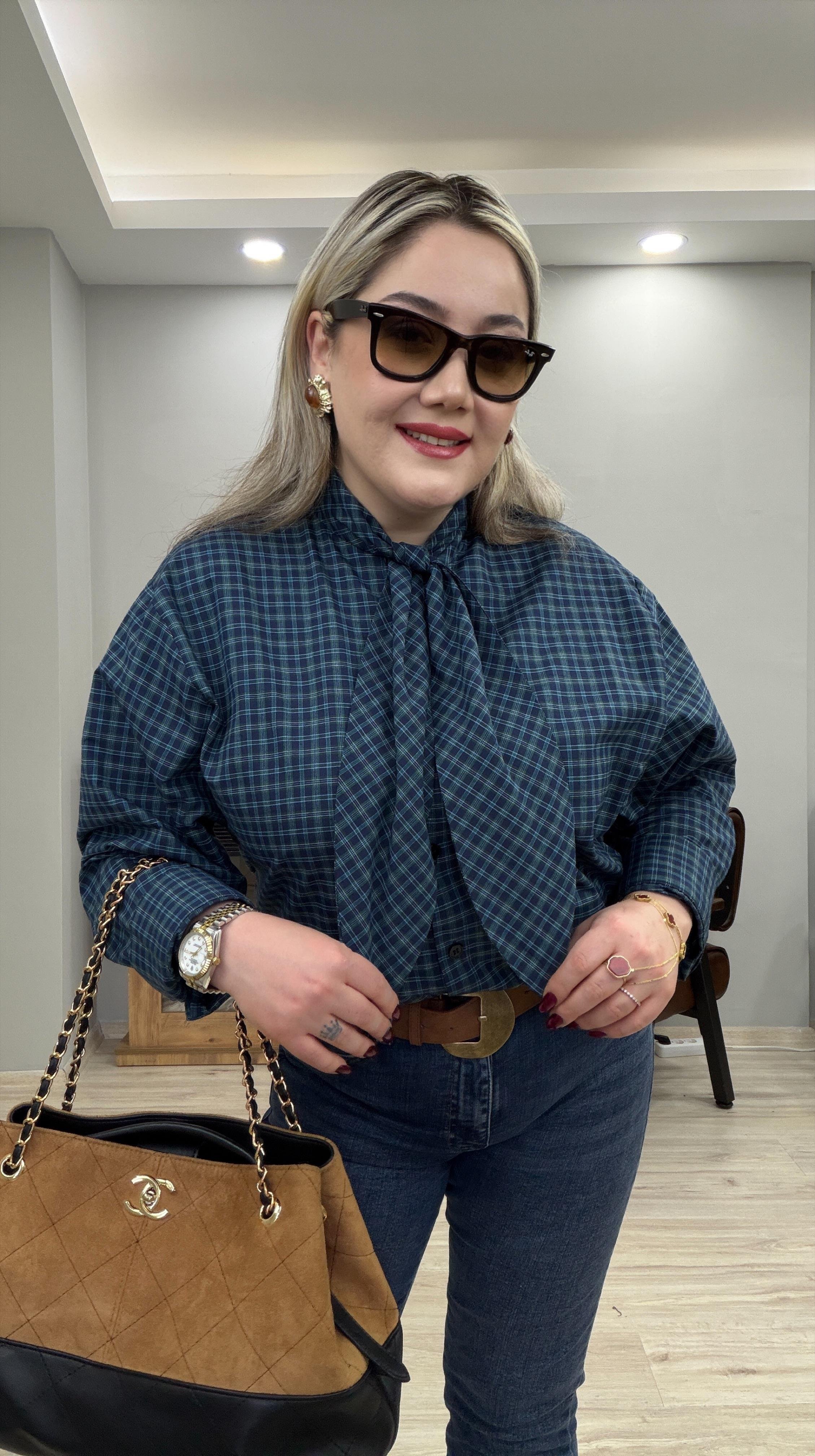 EKOSE DESEN FULAR YAKA GÖMLEK LACİVERT