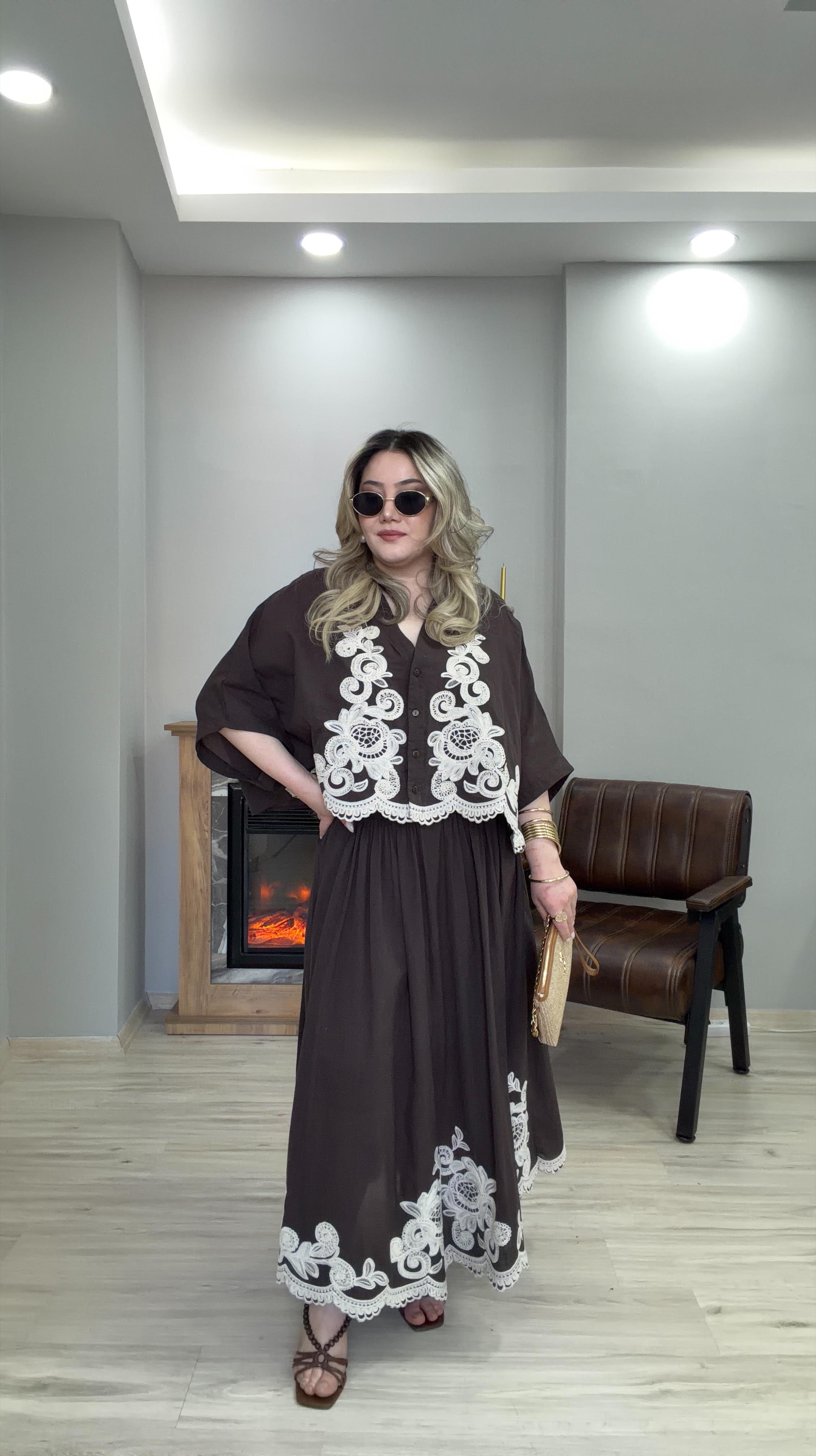 FİSTO İŞLEMELİ TAKIM KAHVE                                       