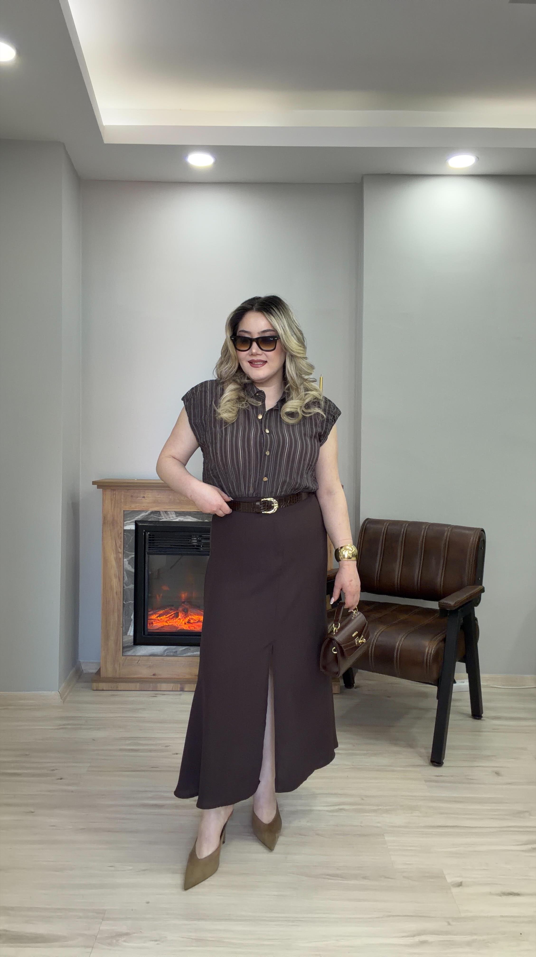 GARNİLİ GÖMLEKLİ KEMER DETAYLI ELBİSE KAHVE