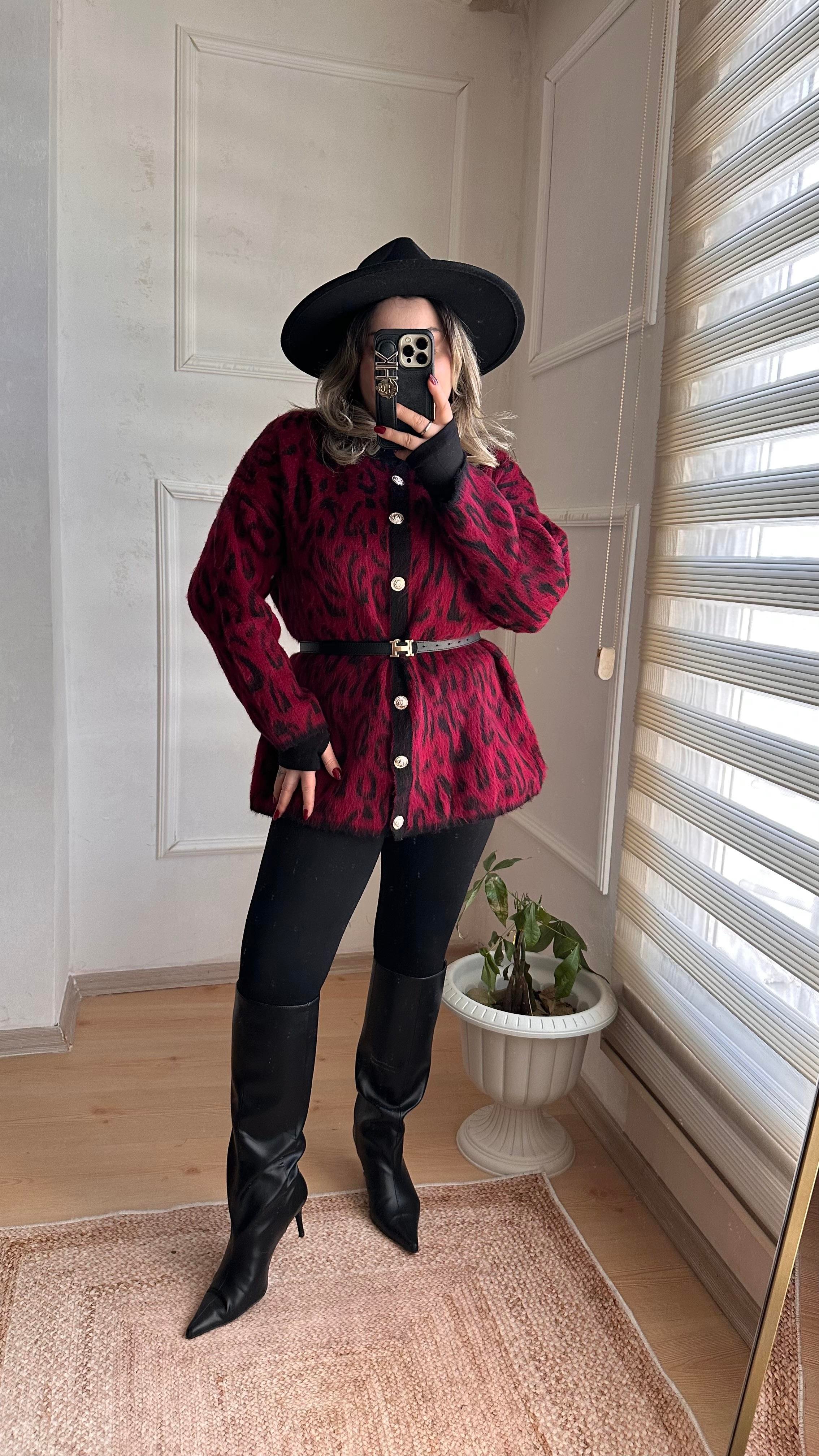 GOLD DÜĞMELİ LEOPAR DESEN HIRKA BORDO