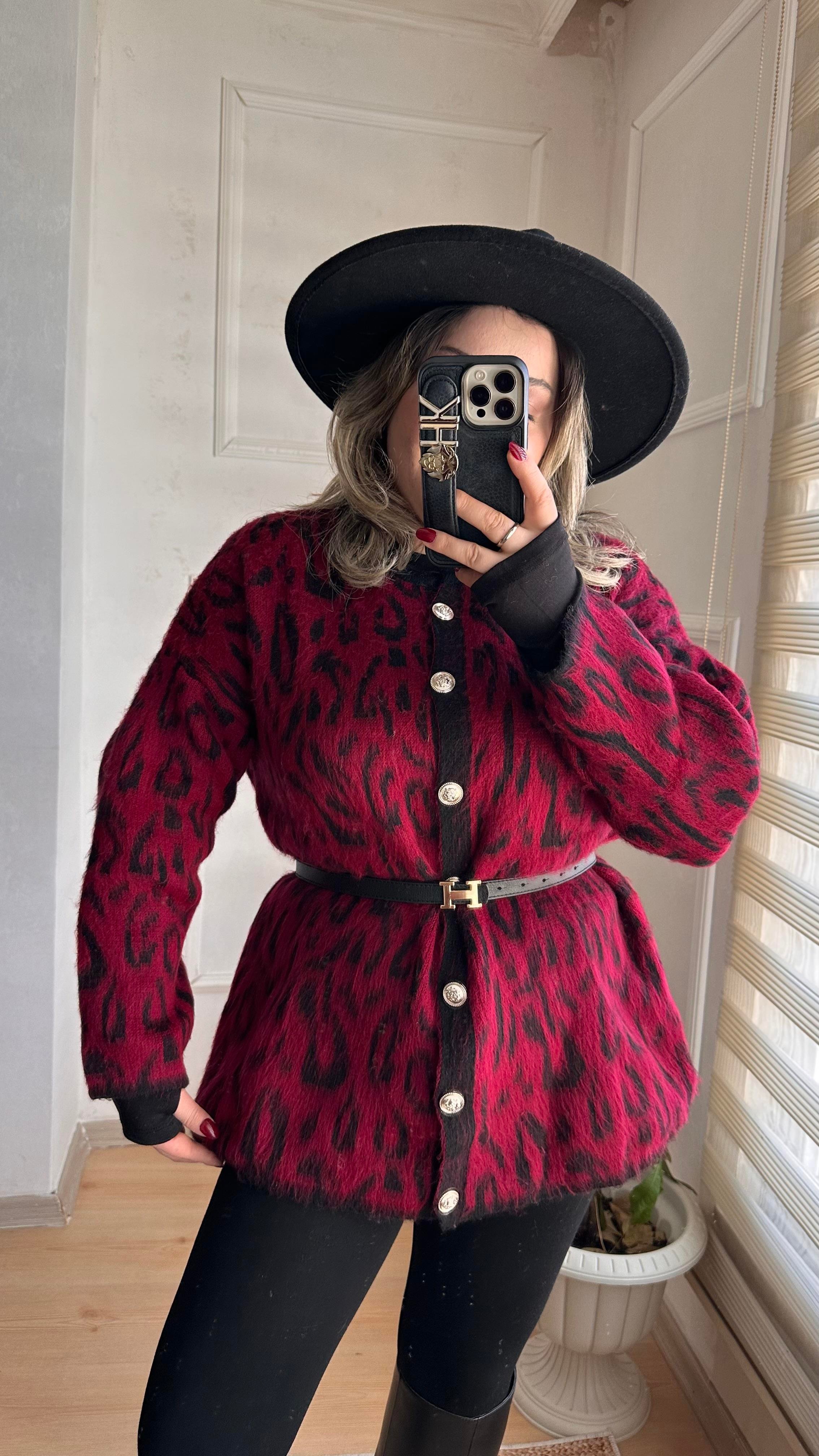 GOLD DÜĞMELİ LEOPAR DESEN HIRKA BORDO