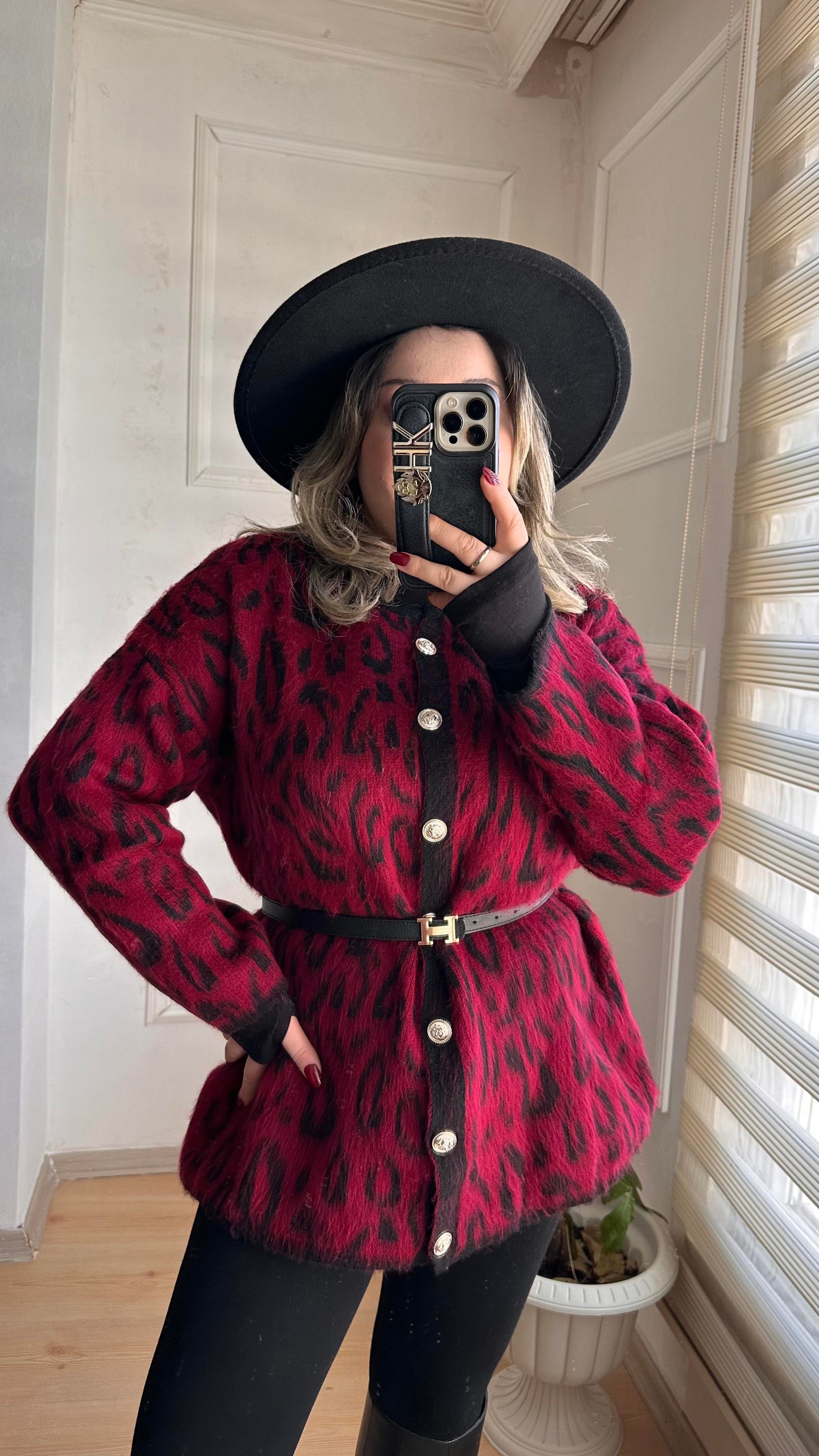 GOLD DÜĞMELİ LEOPAR DESEN HIRKA BORDO