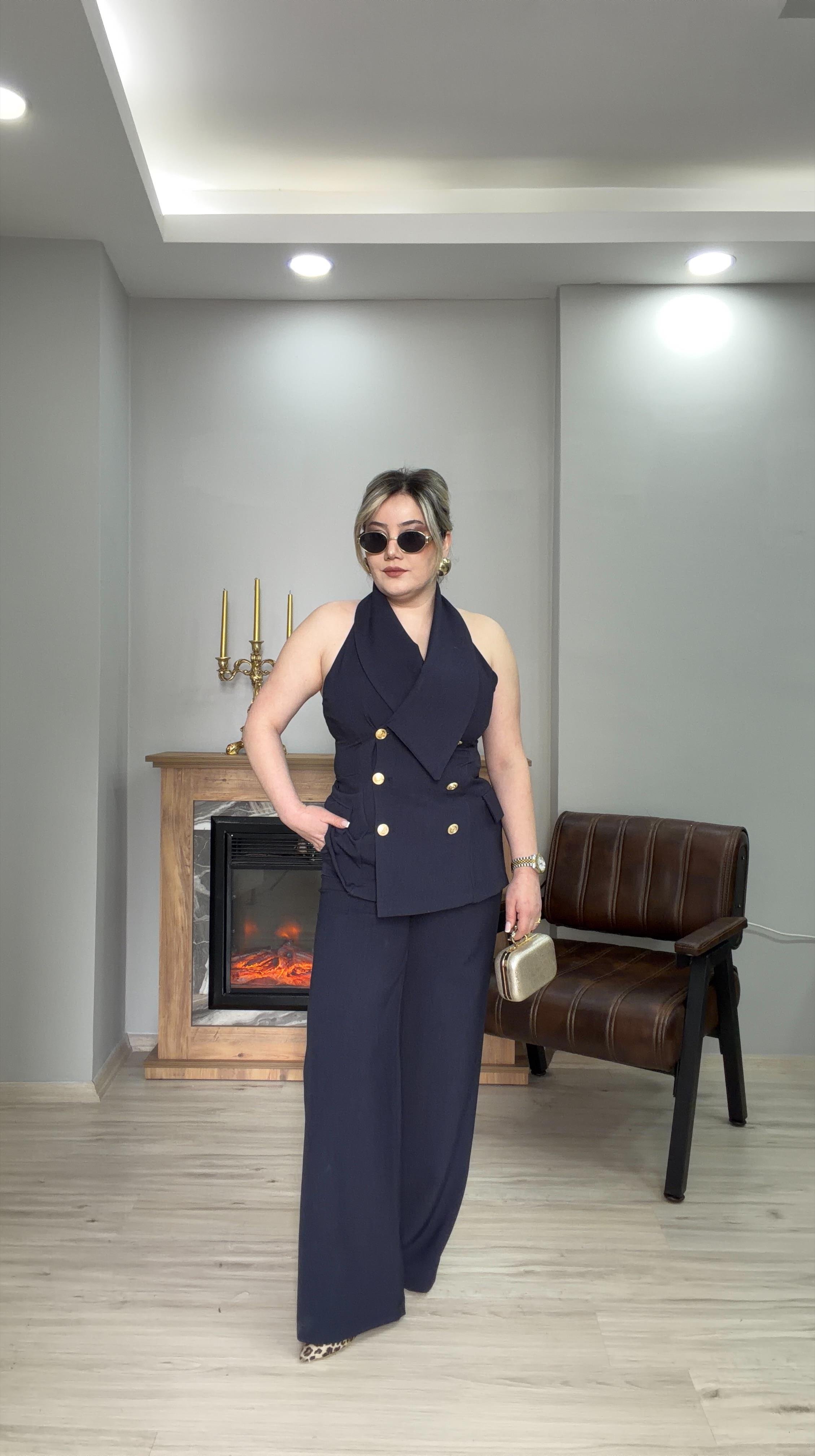 GOLD DÜĞMELİ YELEKLİ TAKIM LACİVERT