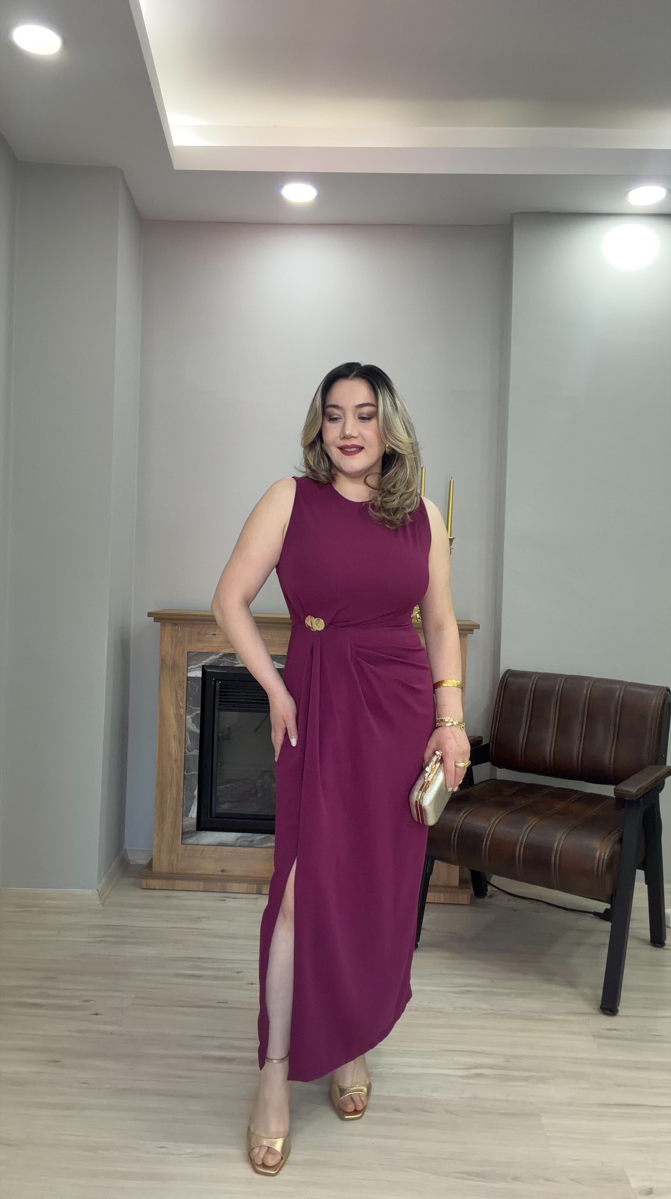 GOLD TOKALI DRAPELİ ELBİSE MÜRDÜM
