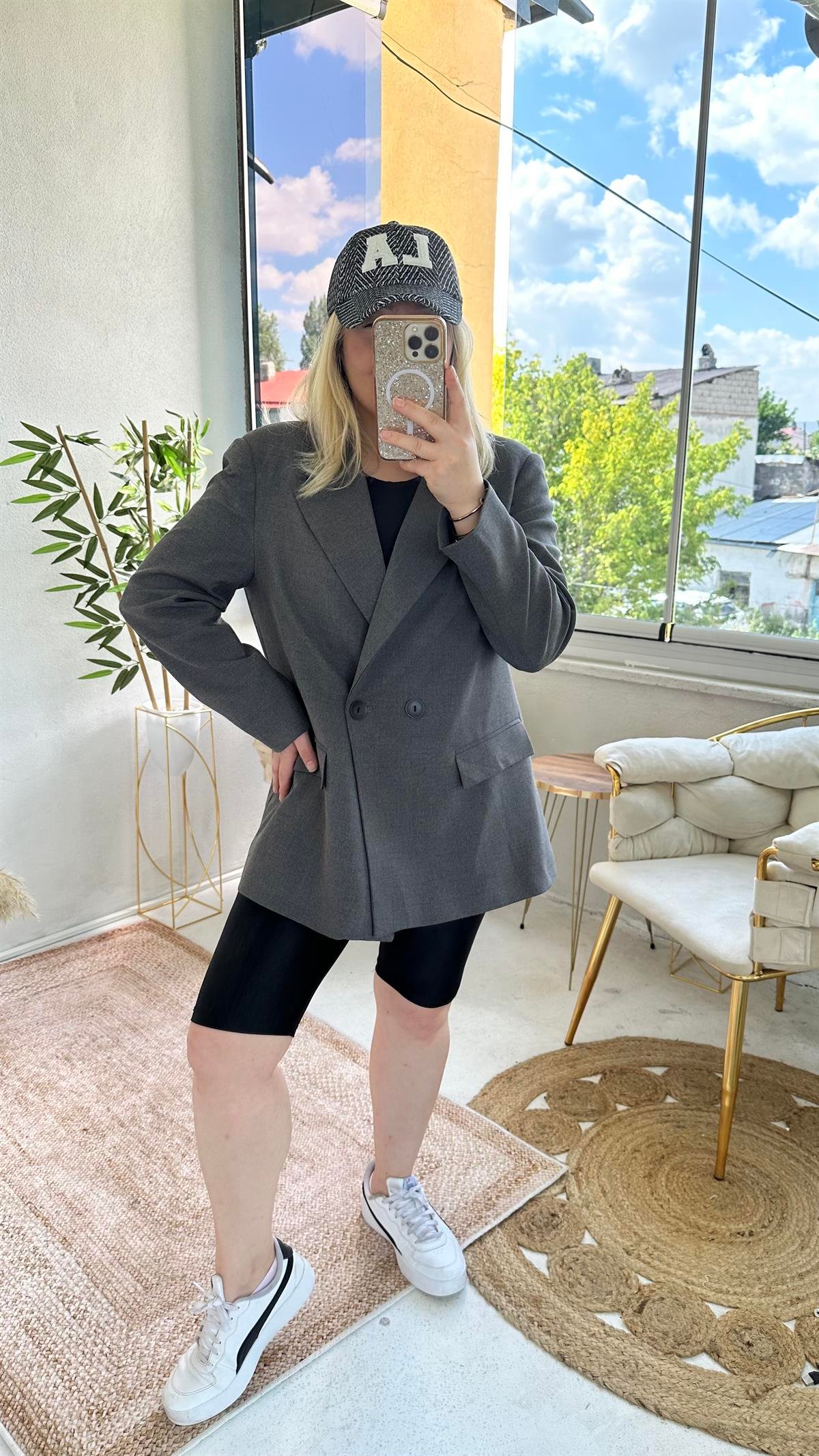 Gri Düğmeli Blazer Ceket