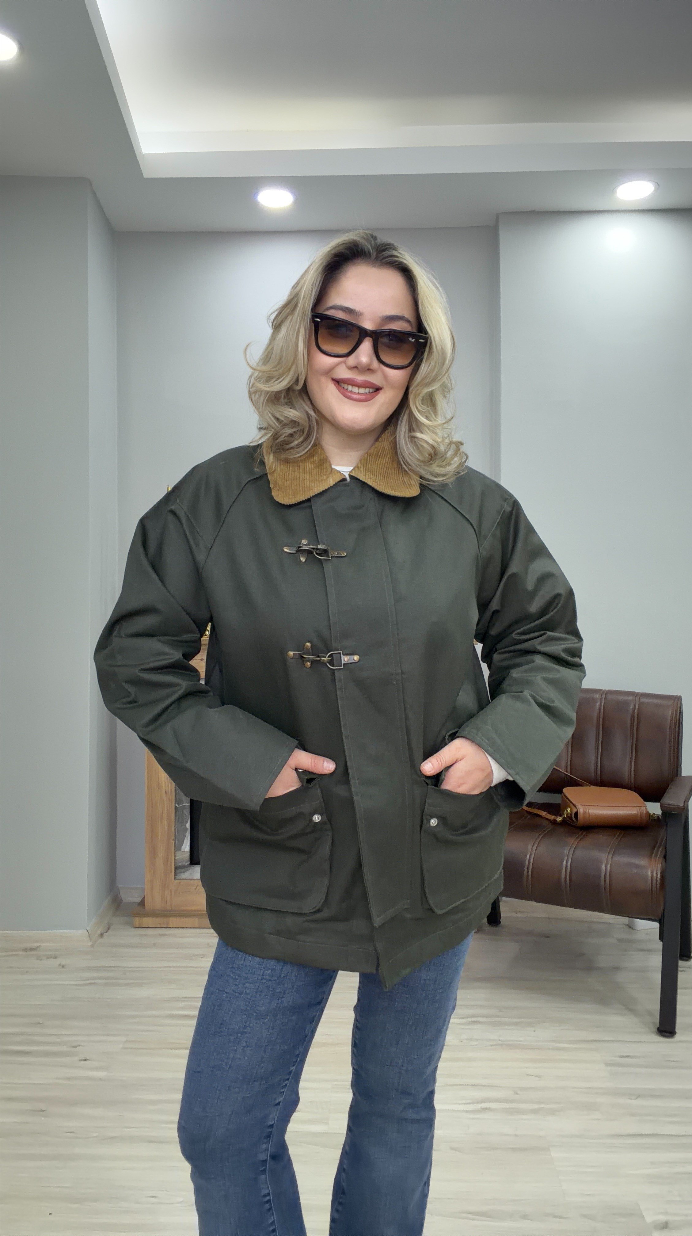KADİFE YAKA CEKET 